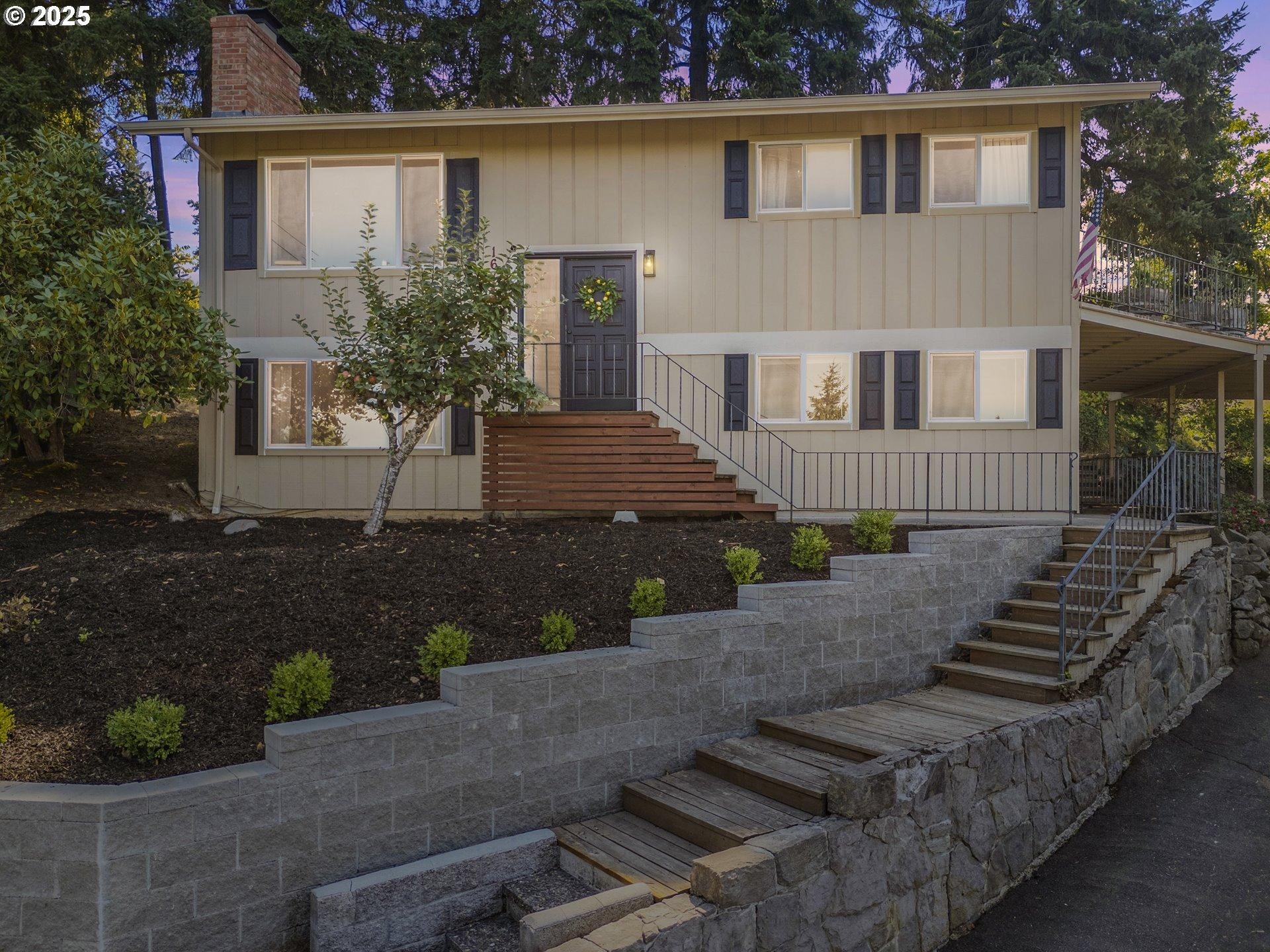 Fircrest Dr, Lake Oswego, OR 97034
