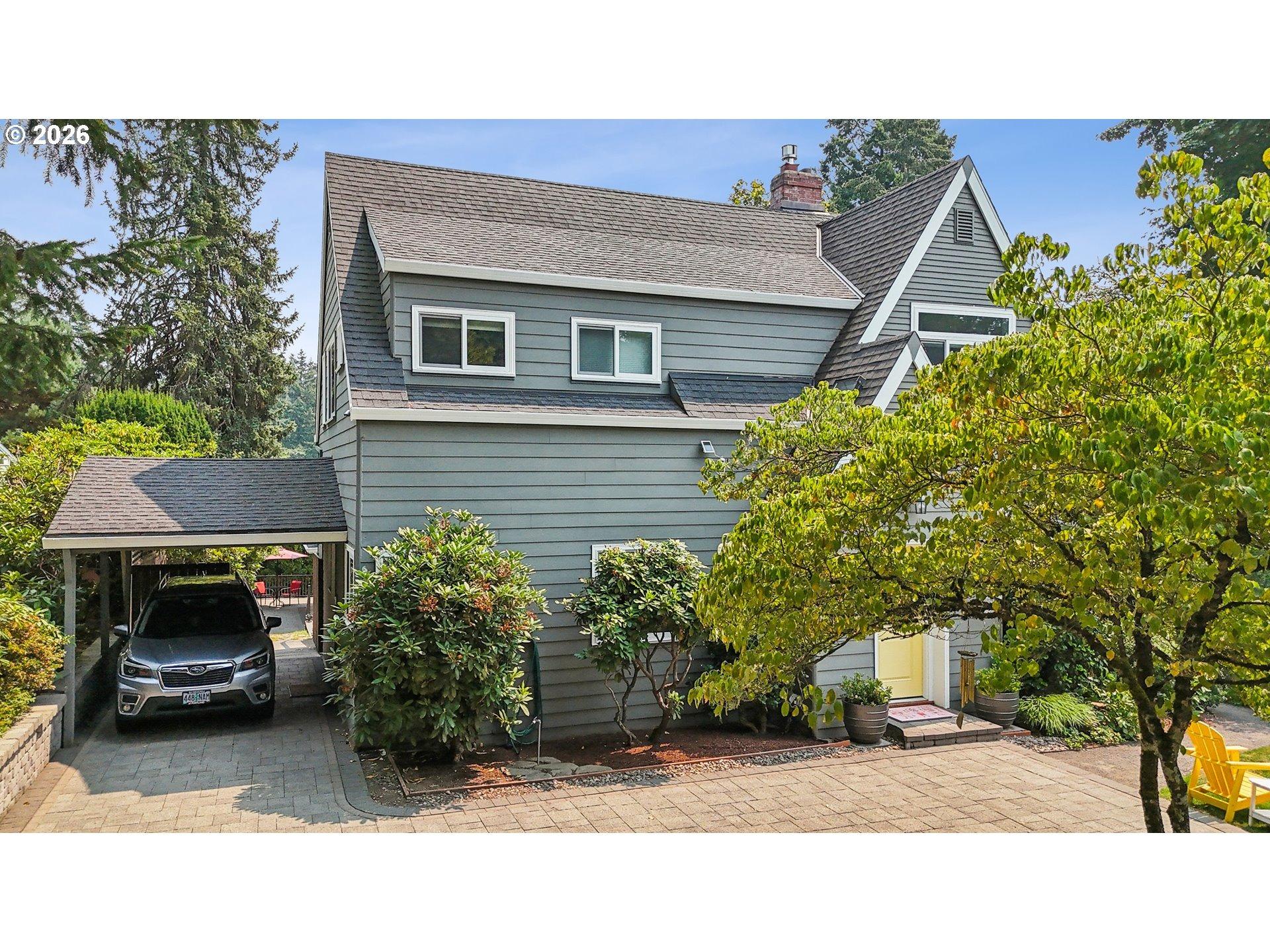 Sw Upland Dr, Portland, OR 97221