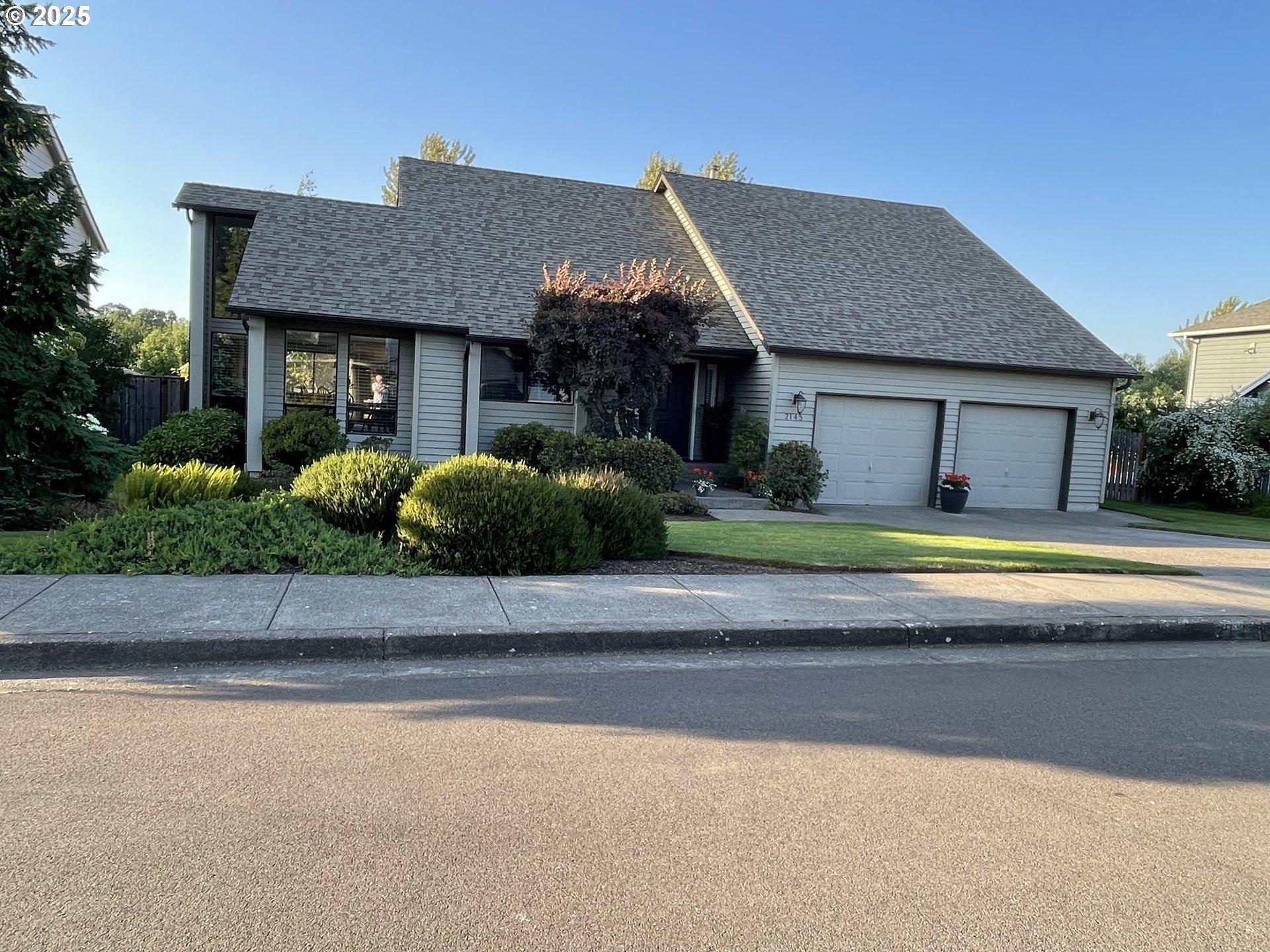 Rock Ledge Dr Ne, Keizer, OR 97303