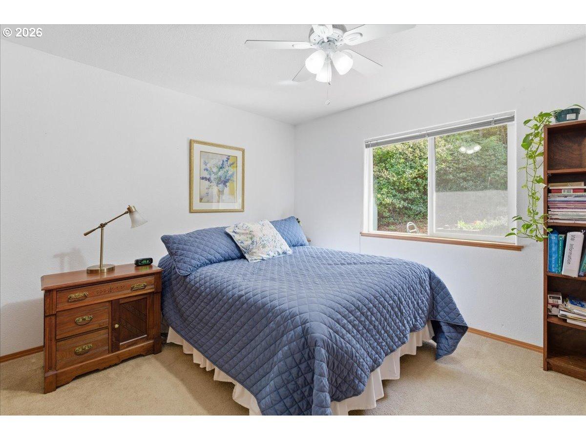 S Quadrant St, Rockaway Beach, OR 97136