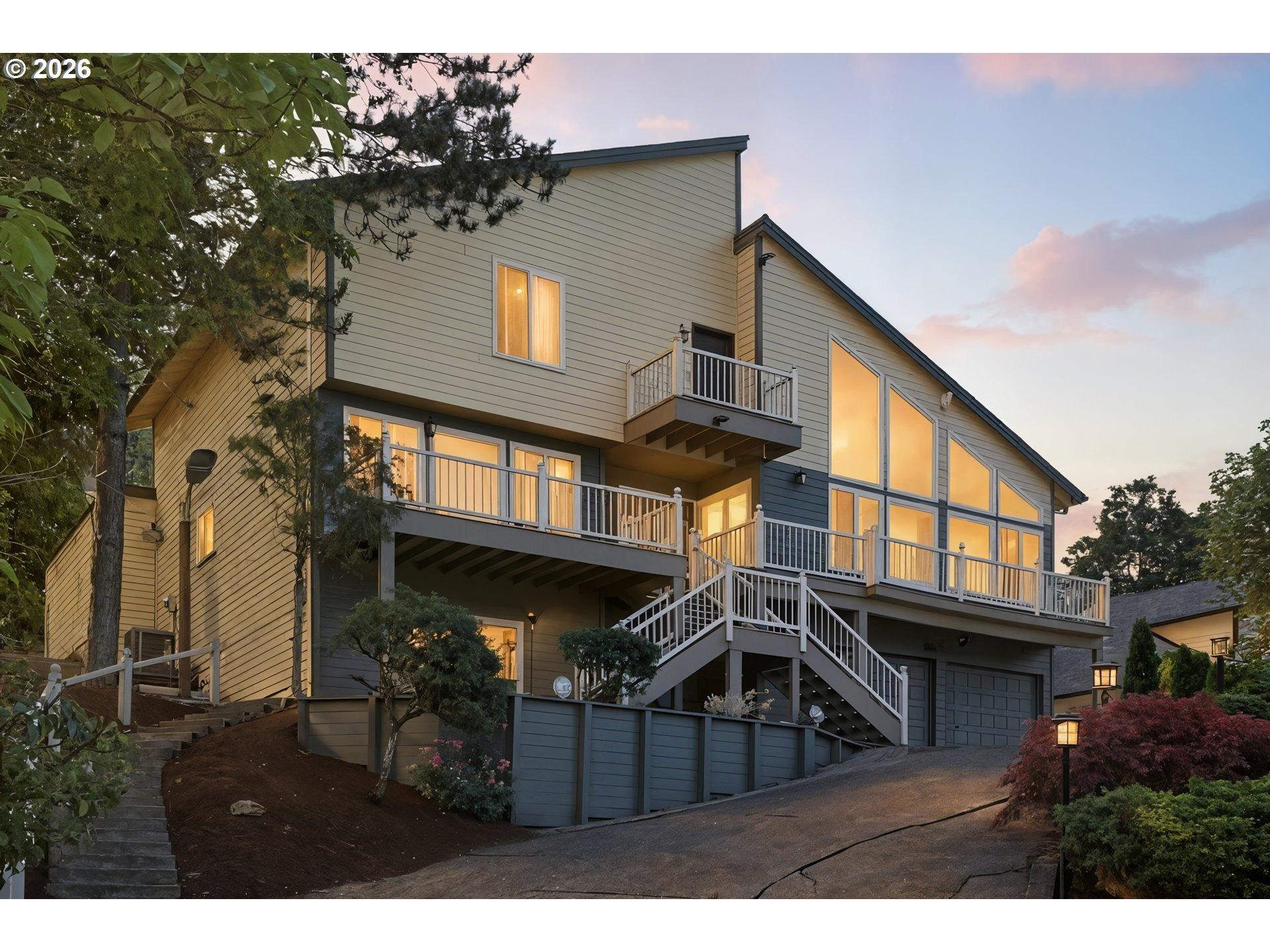 Se Clatsop St, Portland, OR 97266