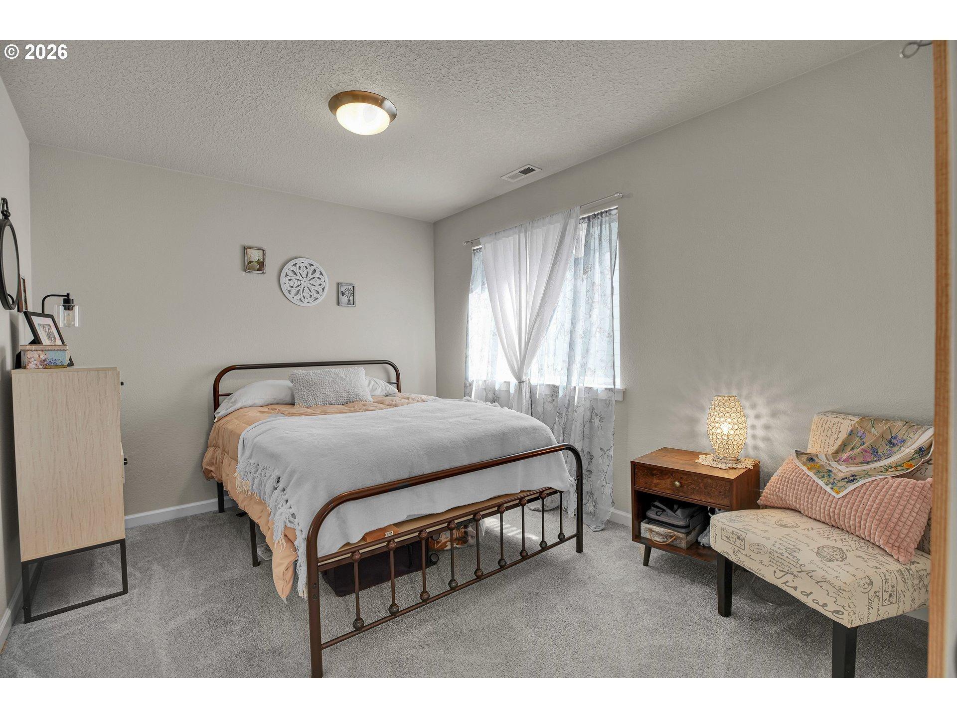 Kindre St, Saint Helens, OR 97051