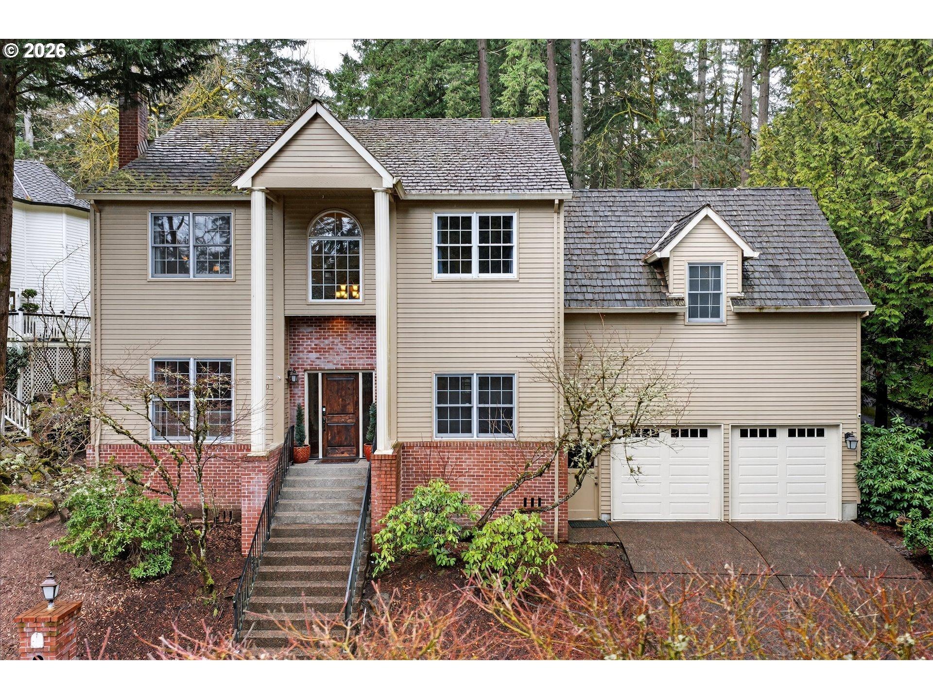 Lily Bay Ct, Lake Oswego, OR 97034