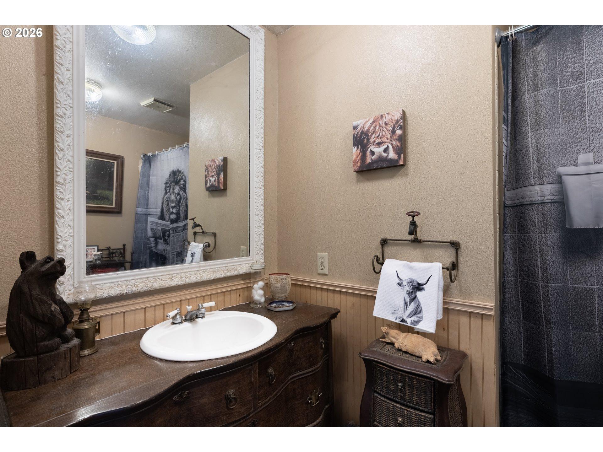 W D St, Rainier, OR 97048