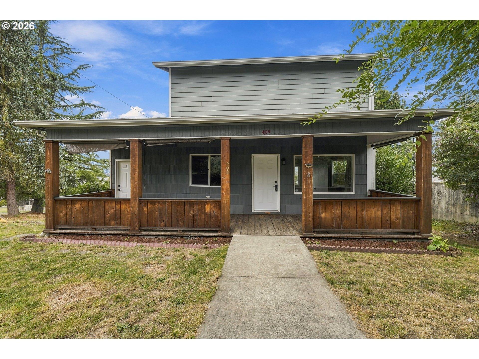 E B St, Rainier, OR 97048
