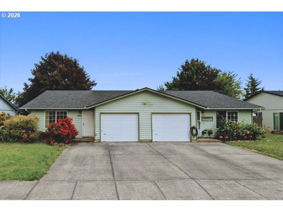 W Locust St, Stayton, OR 97383