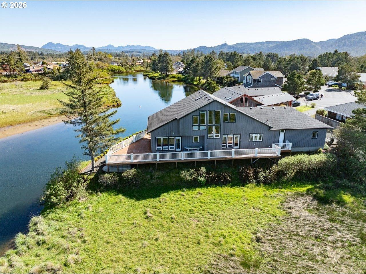 Farrell Ct, Seaside, OR 97138