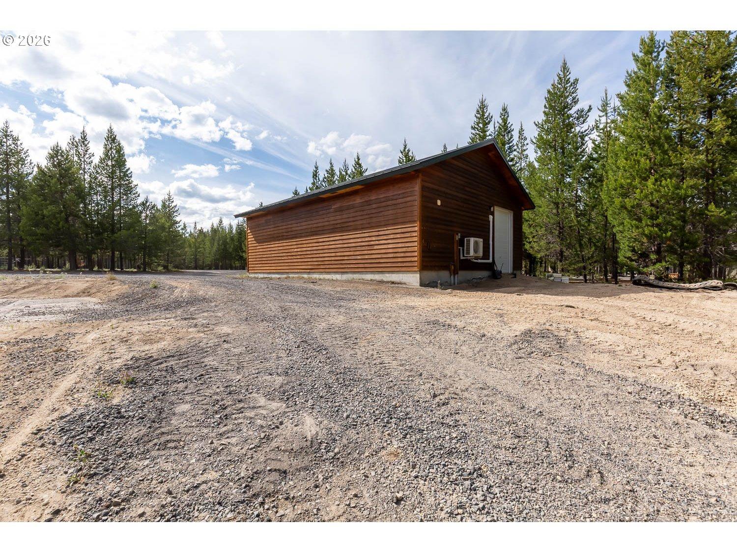 Teatable Ct, Crescent Lake, OR 97733
