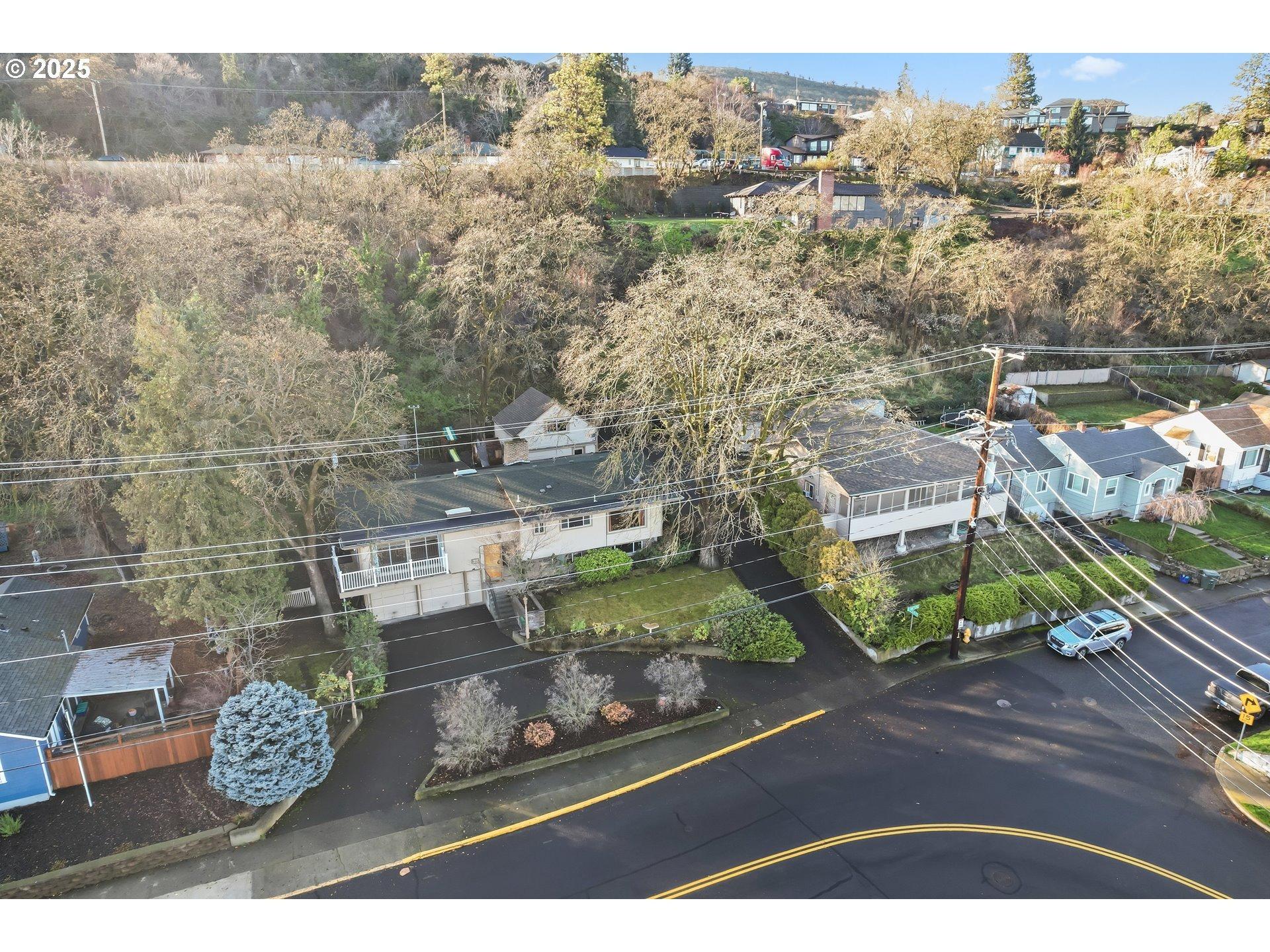 Kelly Ave, The Dalles, OR 97058