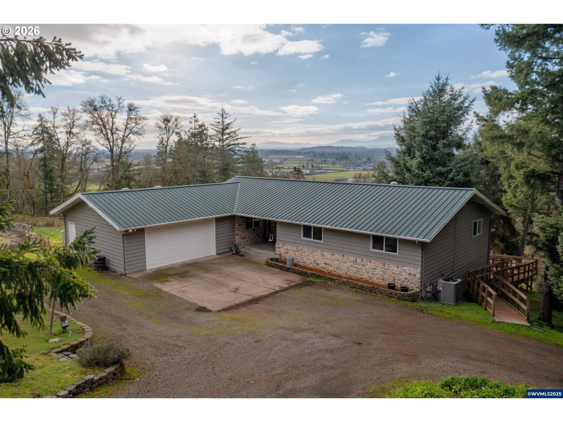 Sunnyview Dr Ne, Albany, OR 97322
