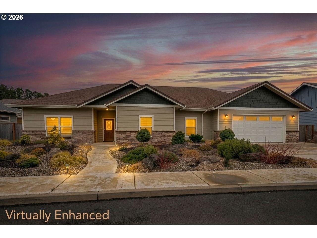 Caddington Ln, Florence, OR 97439