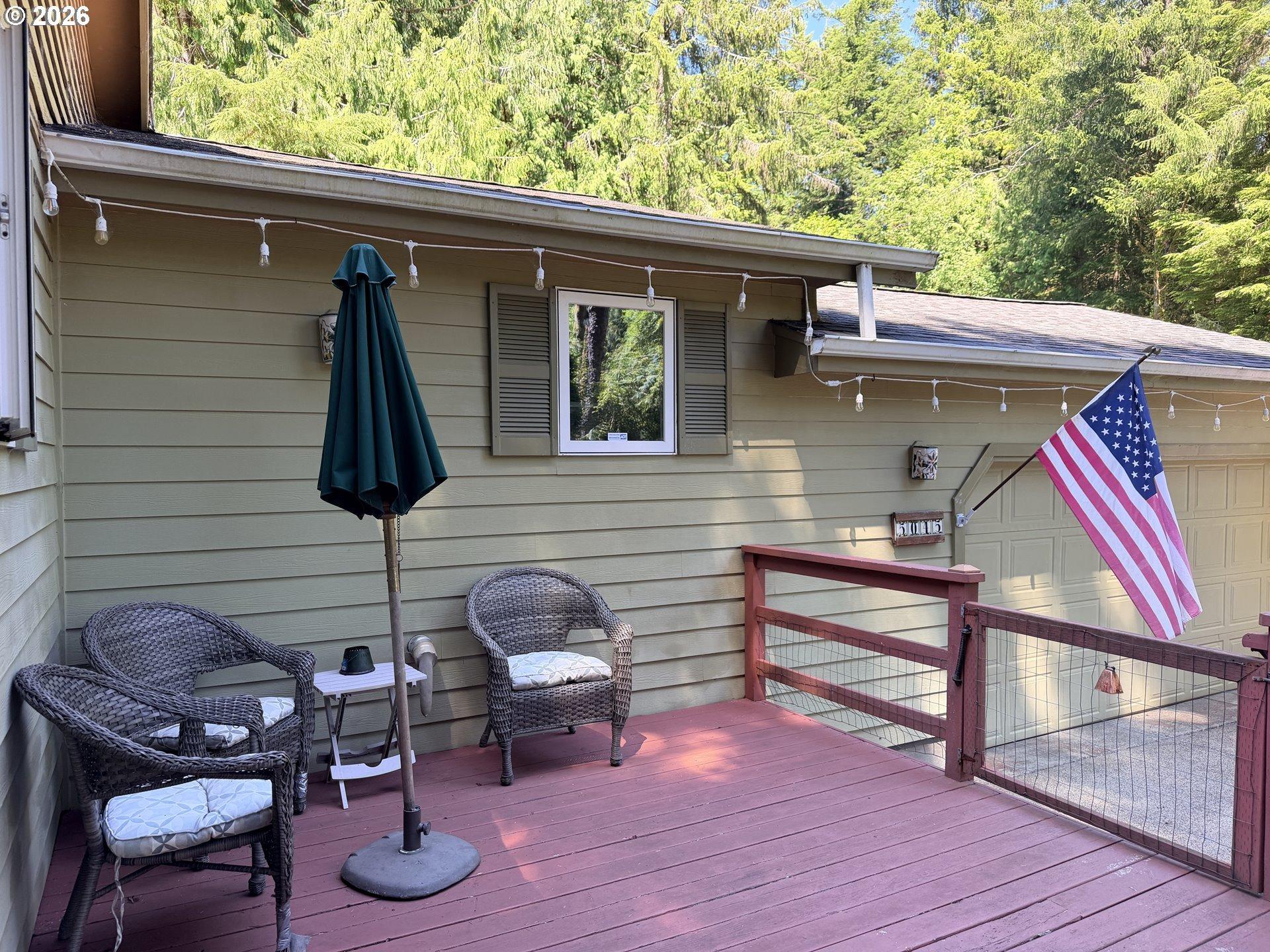 N Loftus Rd, Florence, OR 97439