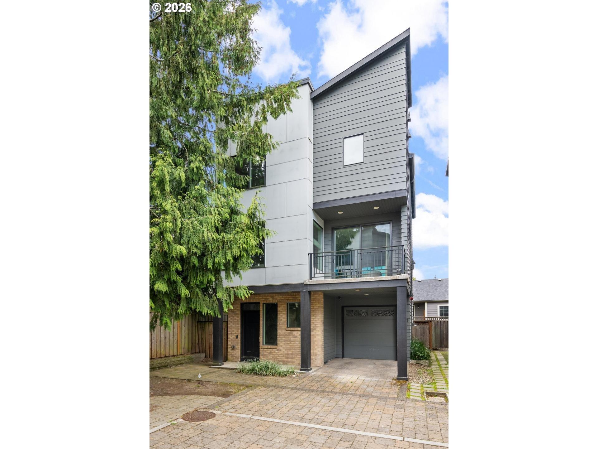 Sw 46th Pl, Portland, OR 97219