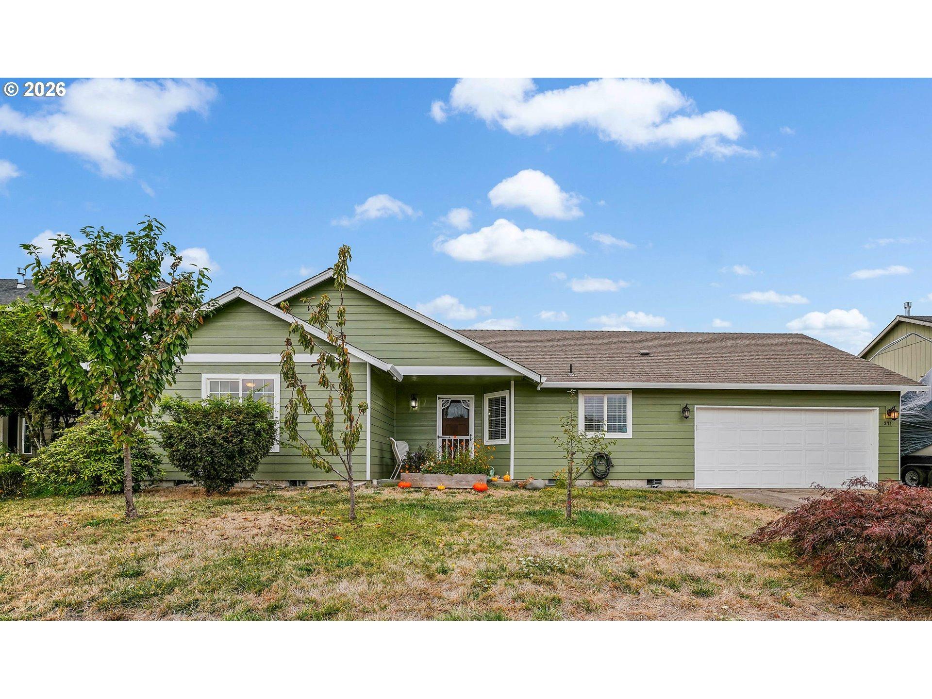 Hobson St, Stayton, OR 97383