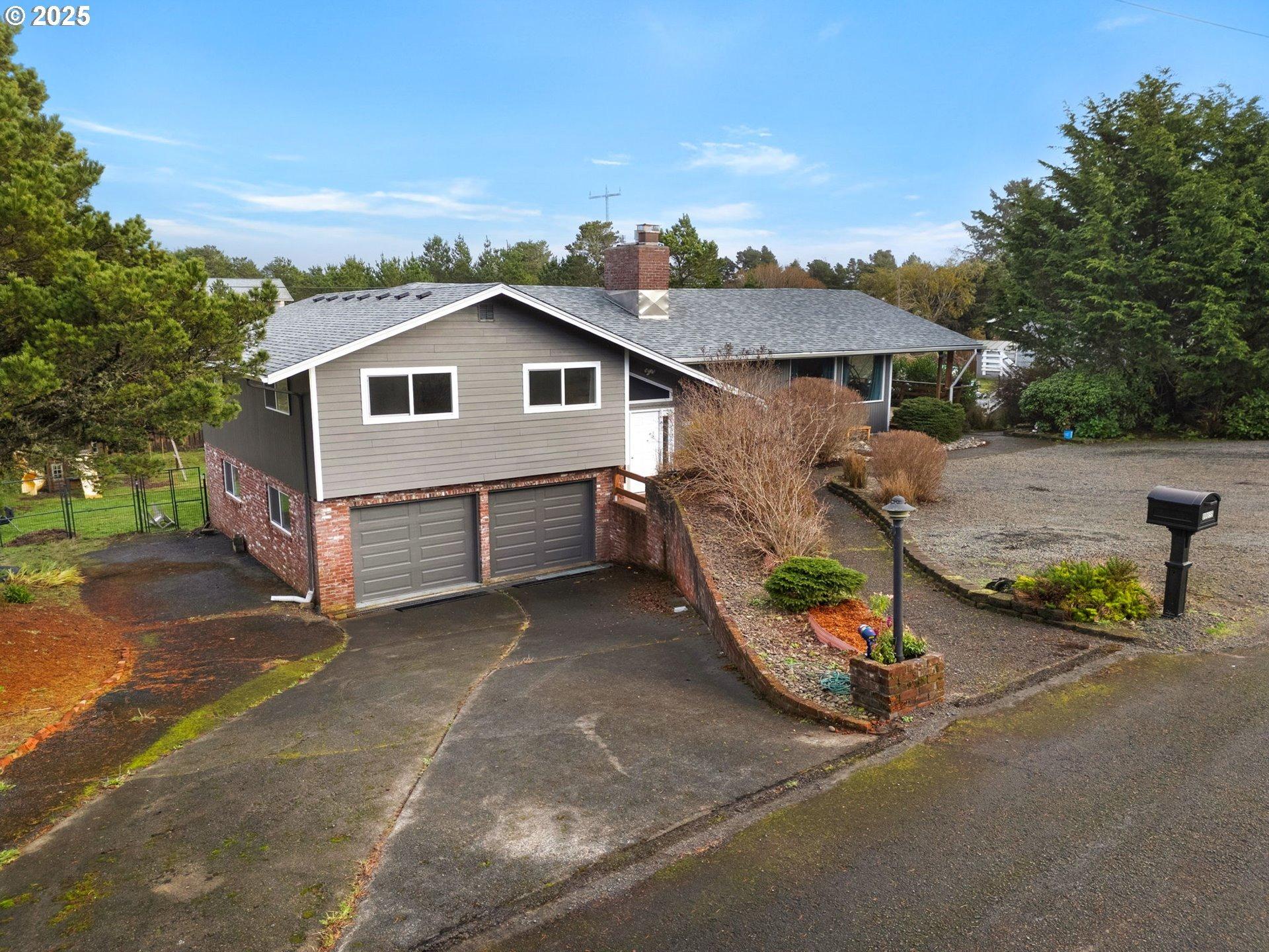 Sea Breeze Dr, Warrenton, OR 97146