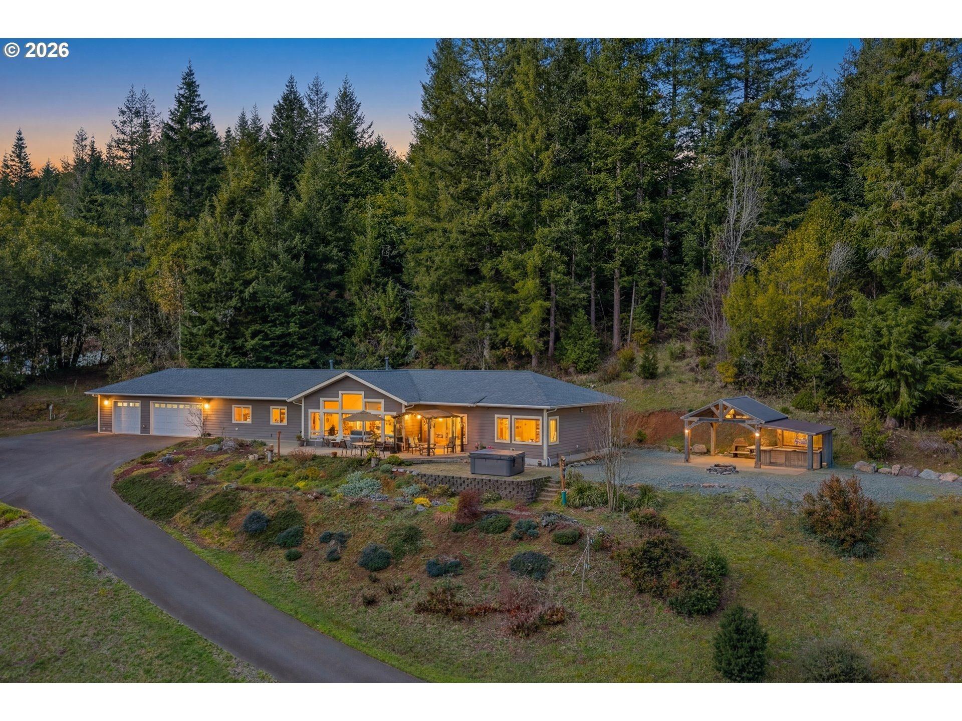 N Laurel St, Coquille, OR 97423