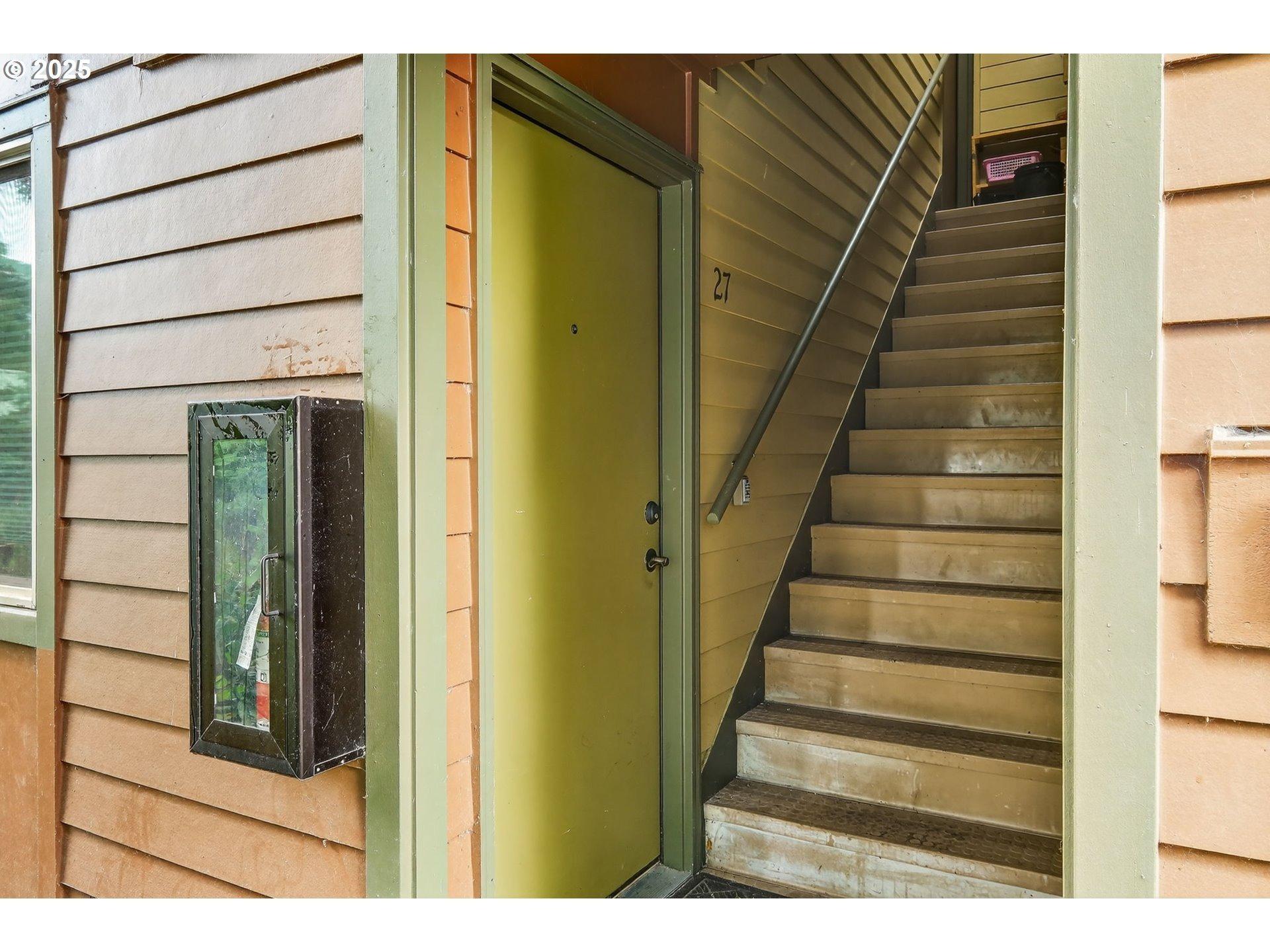 Ne Killingsworth St, Portland, OR 97218