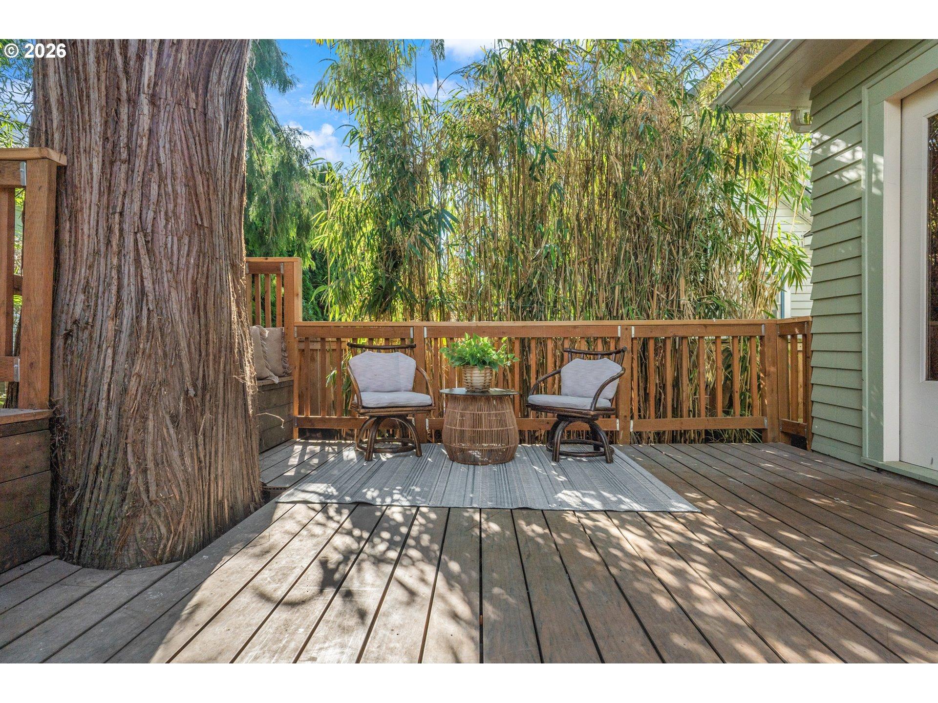 Ne Everett St, Portland, OR 97232
