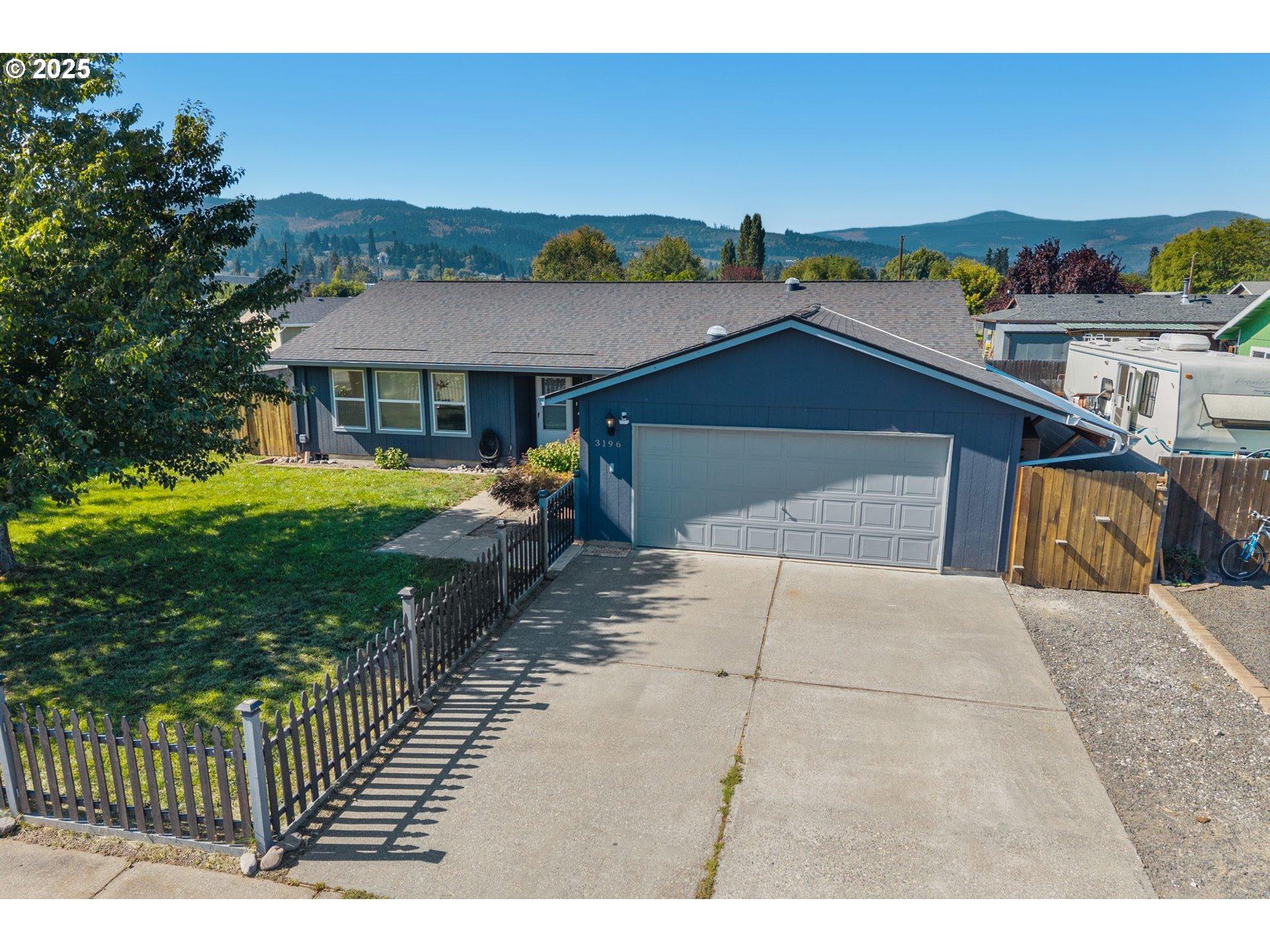 Midway Rd, Hood River, OR 97031
