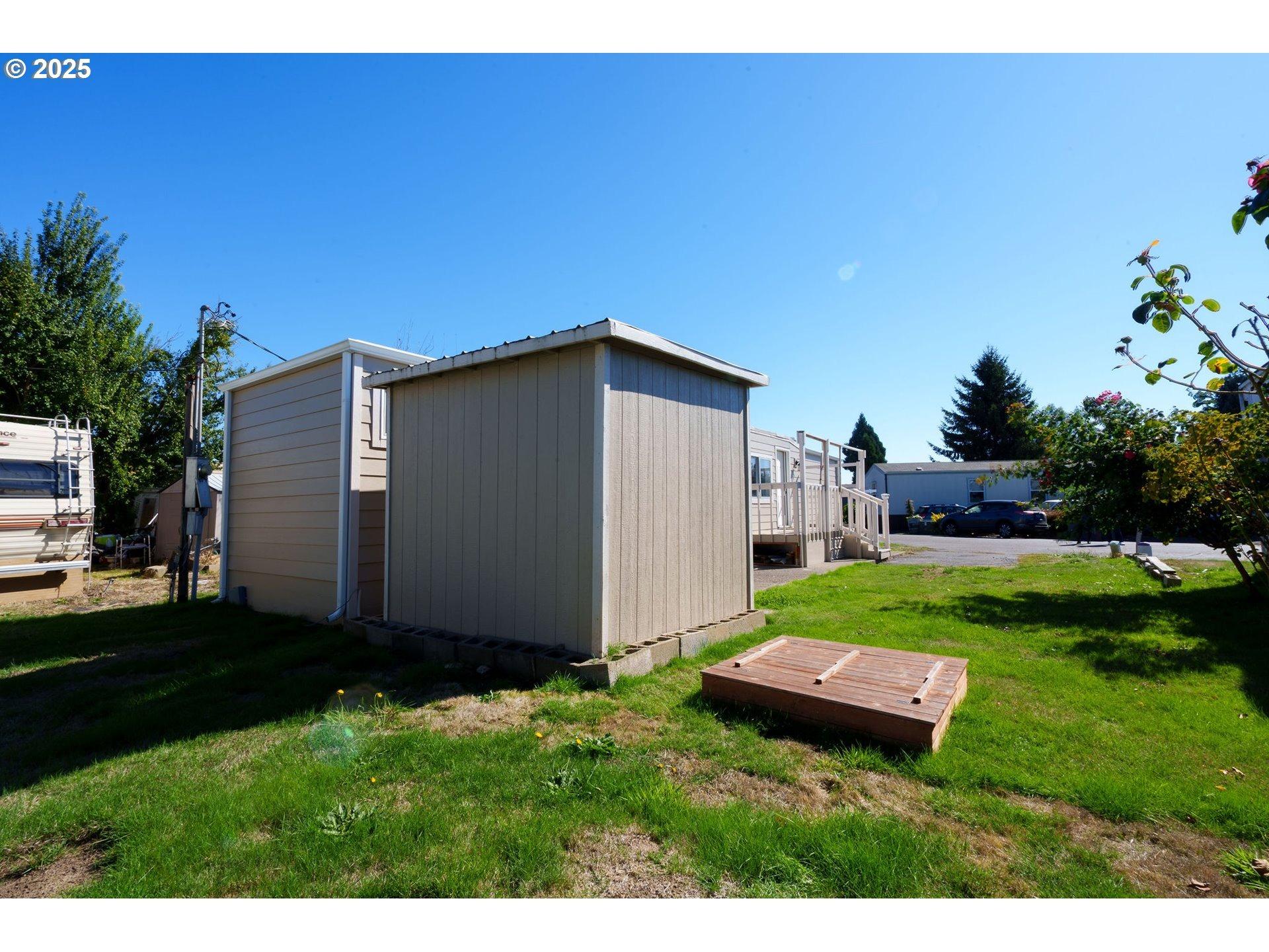 Se Stratus Ave, Mcminnville, OR 97128