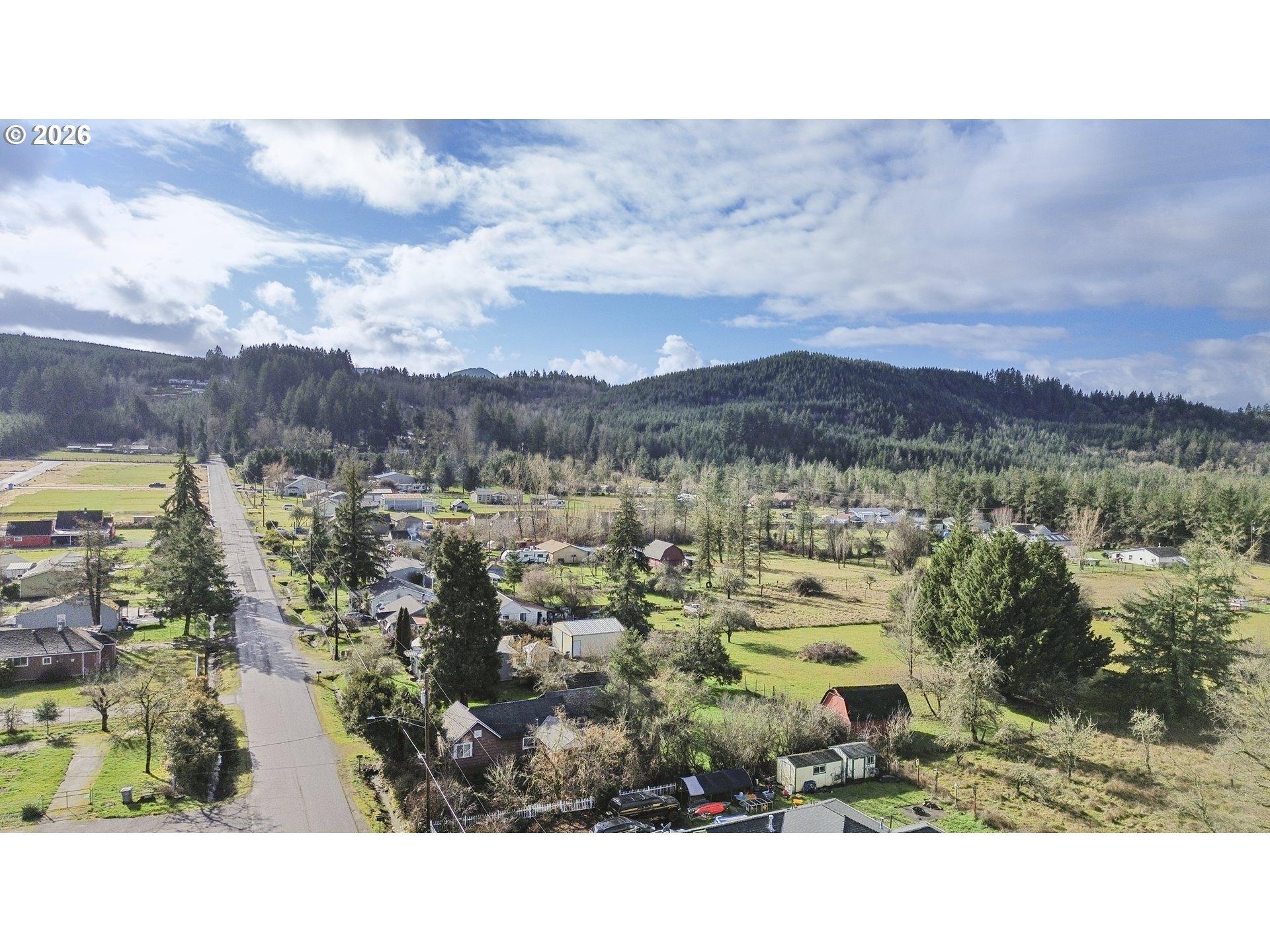 43rd Ave, Sweet Home, OR 97386