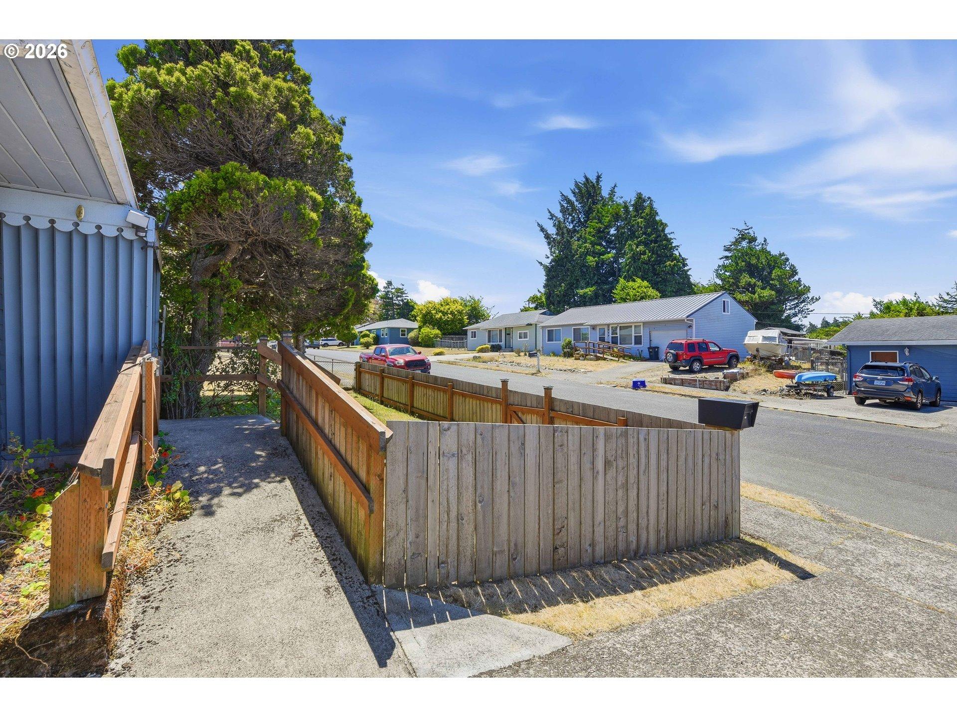 Johnson St, North Bend, OR 97459