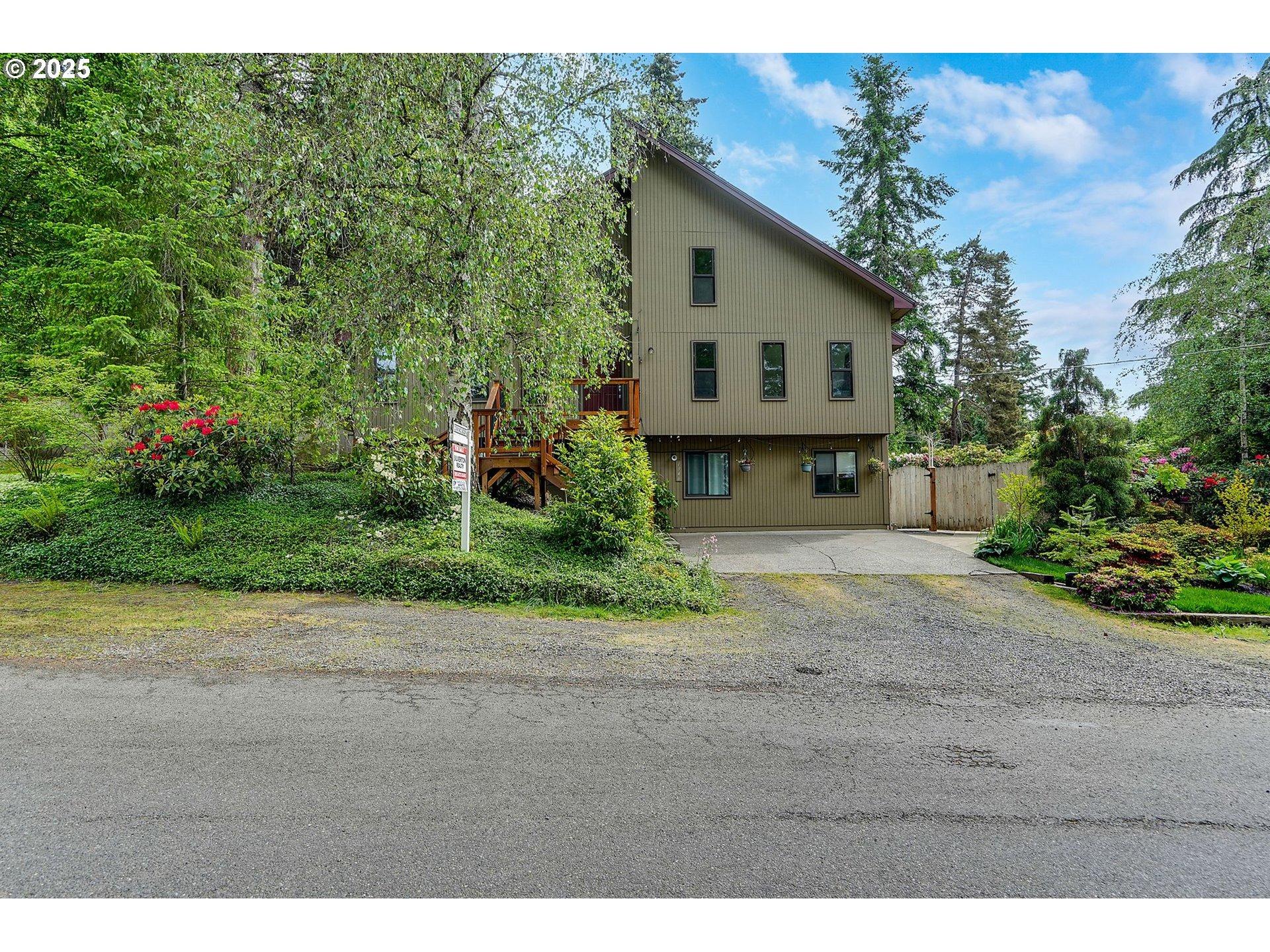 Roberta Ave S, Salem, OR 97302