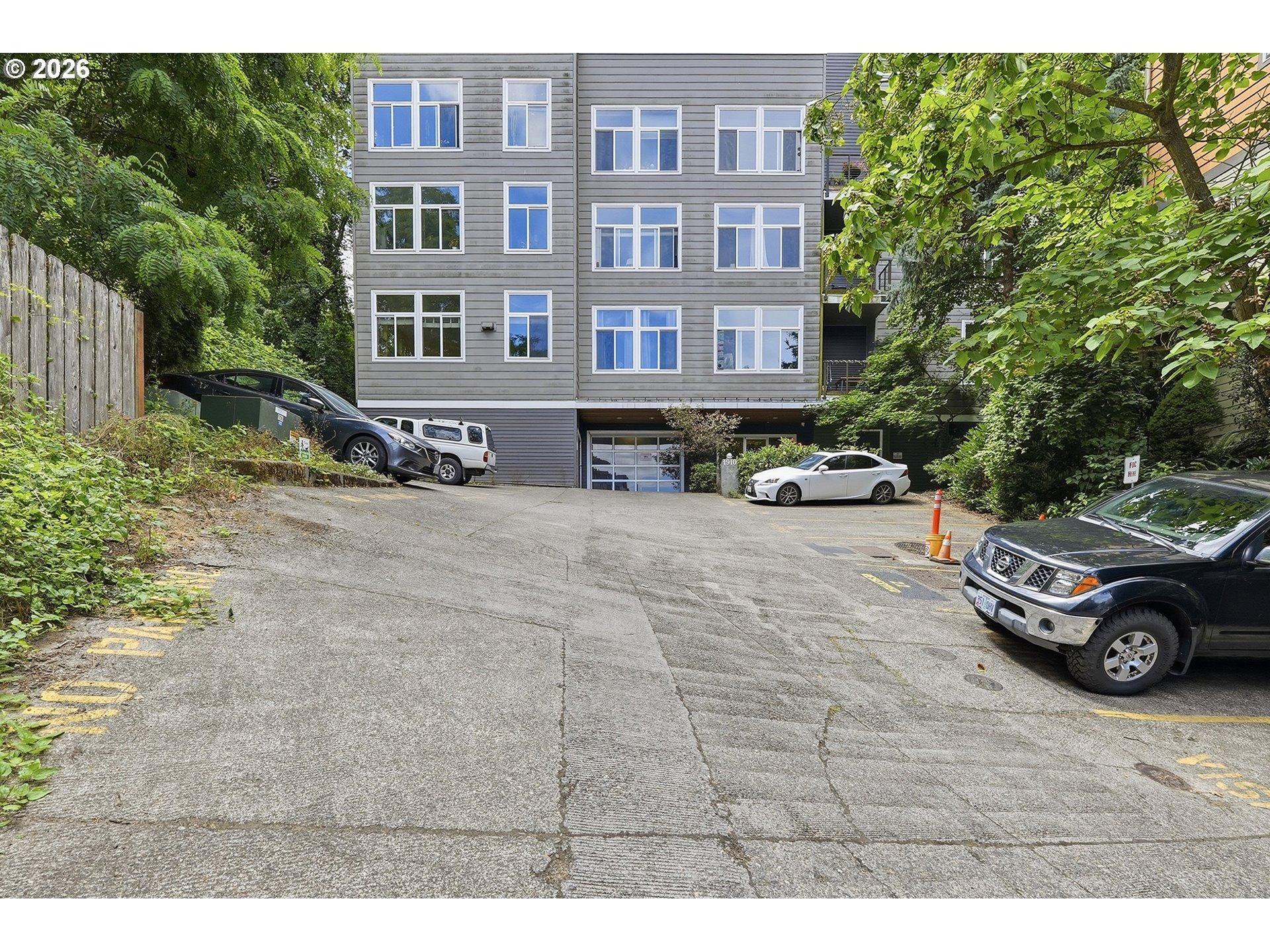 Sw 18th Ave, Portland, OR 97201