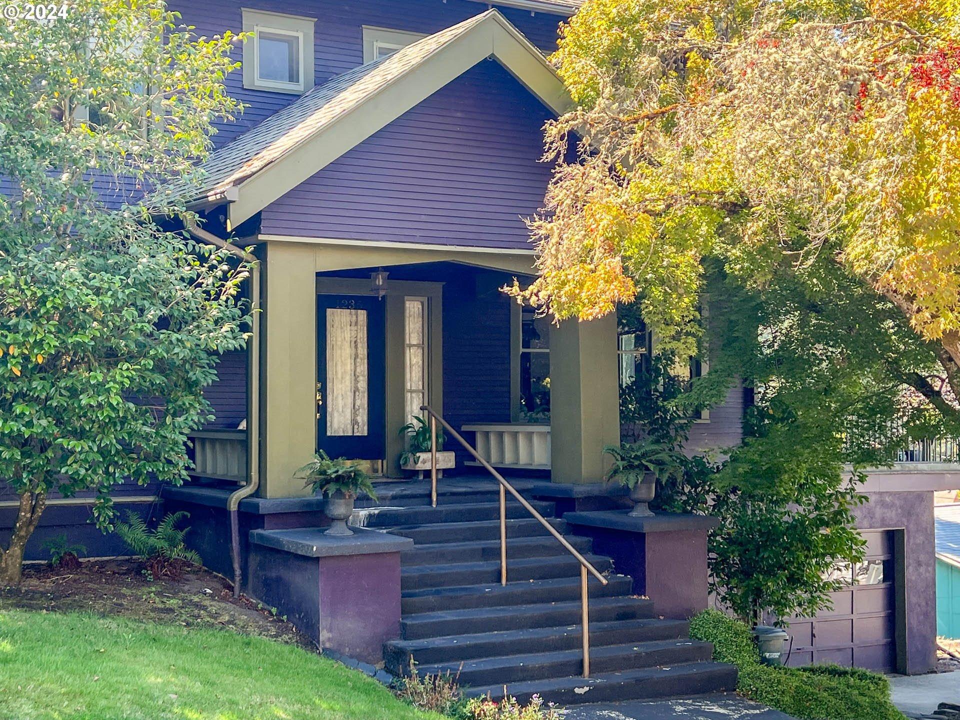Se Cass Ave, Roseburg, OR 97470