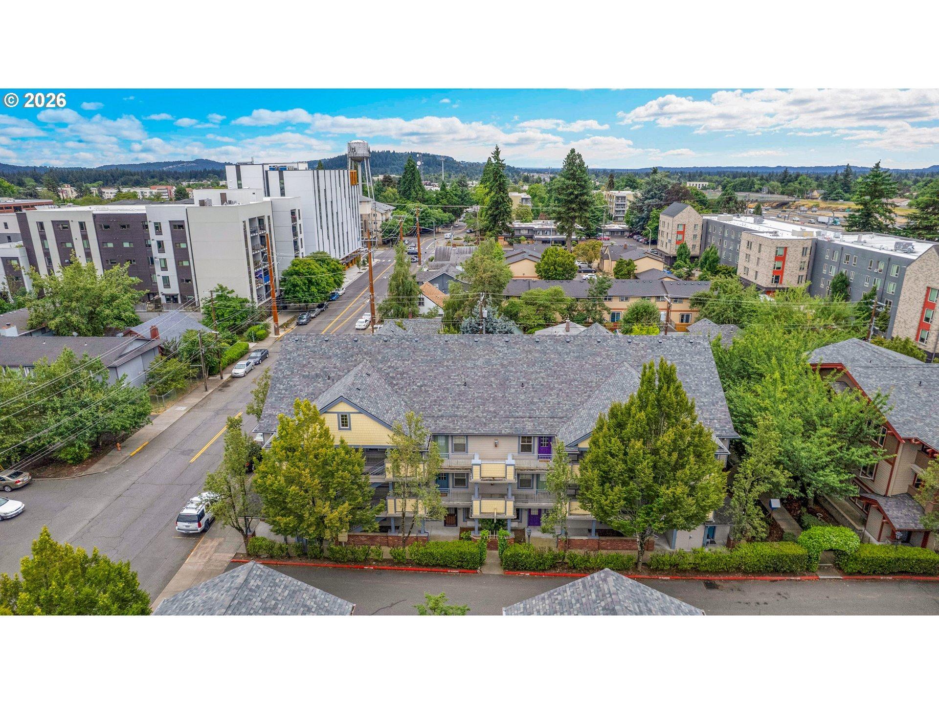 Ne Irving St, Portland, OR 97220