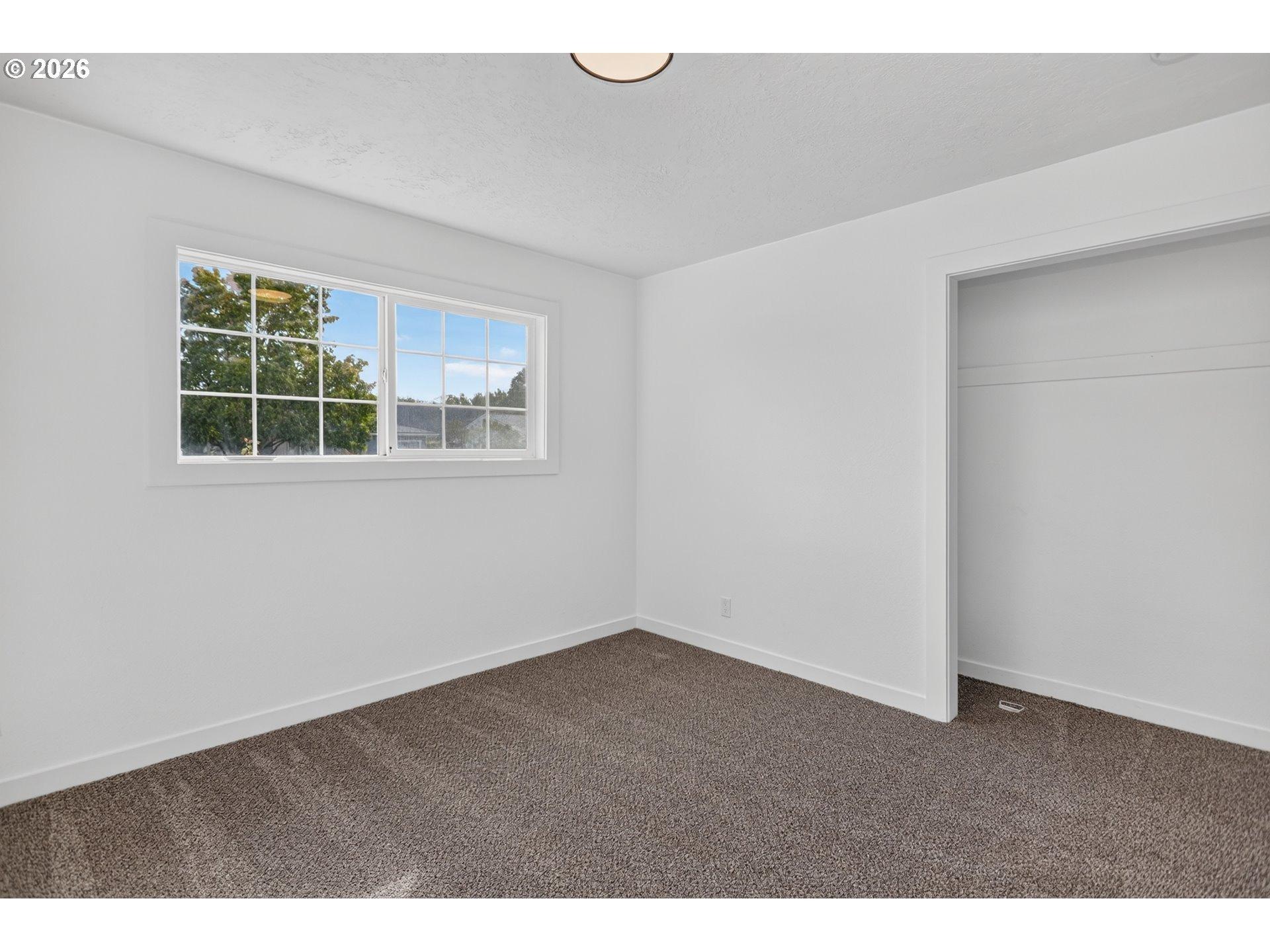 W 8th St, The Dalles, OR 97058