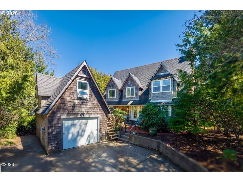 Palisades Dr, Lincoln City, OR 97367