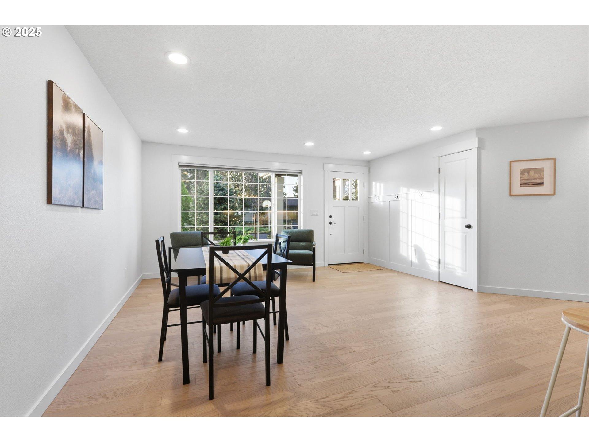 Acacia Ave, Woodburn, OR 97071