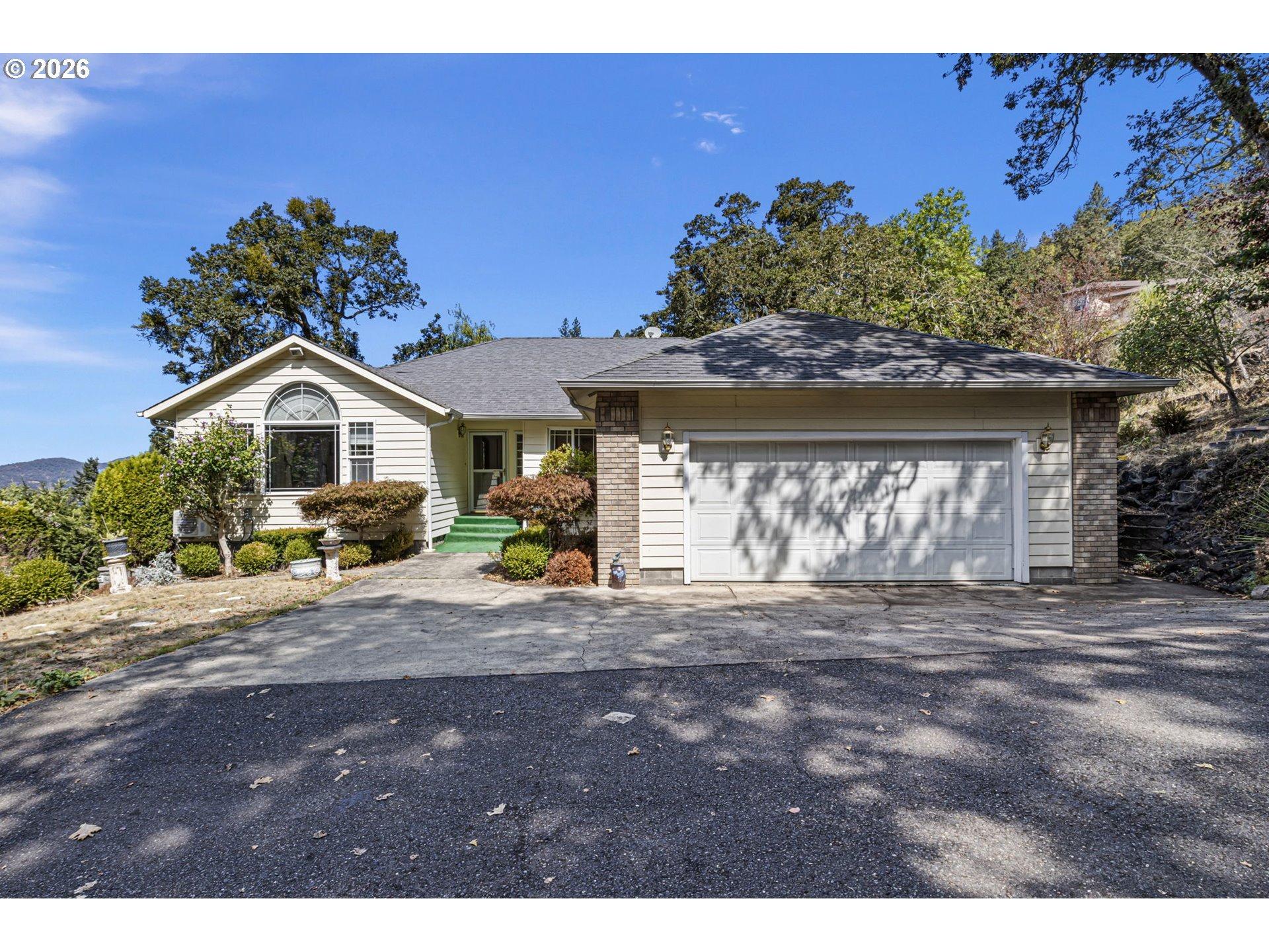 Se Laurel Ct, Roseburg, OR 97470
