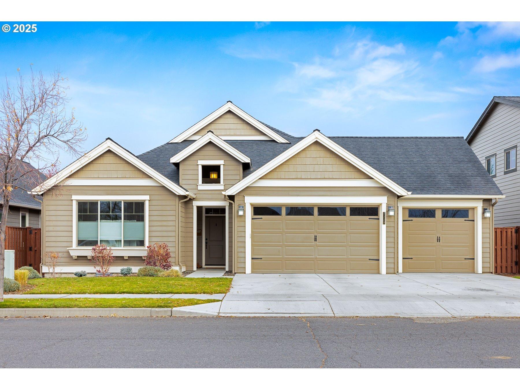Ne Sunrise St, Prineville, OR 97754