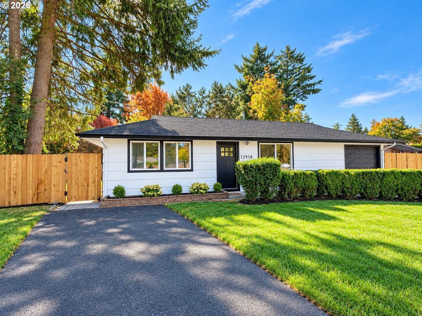 Ne Halsey St, Portland, OR 97230
