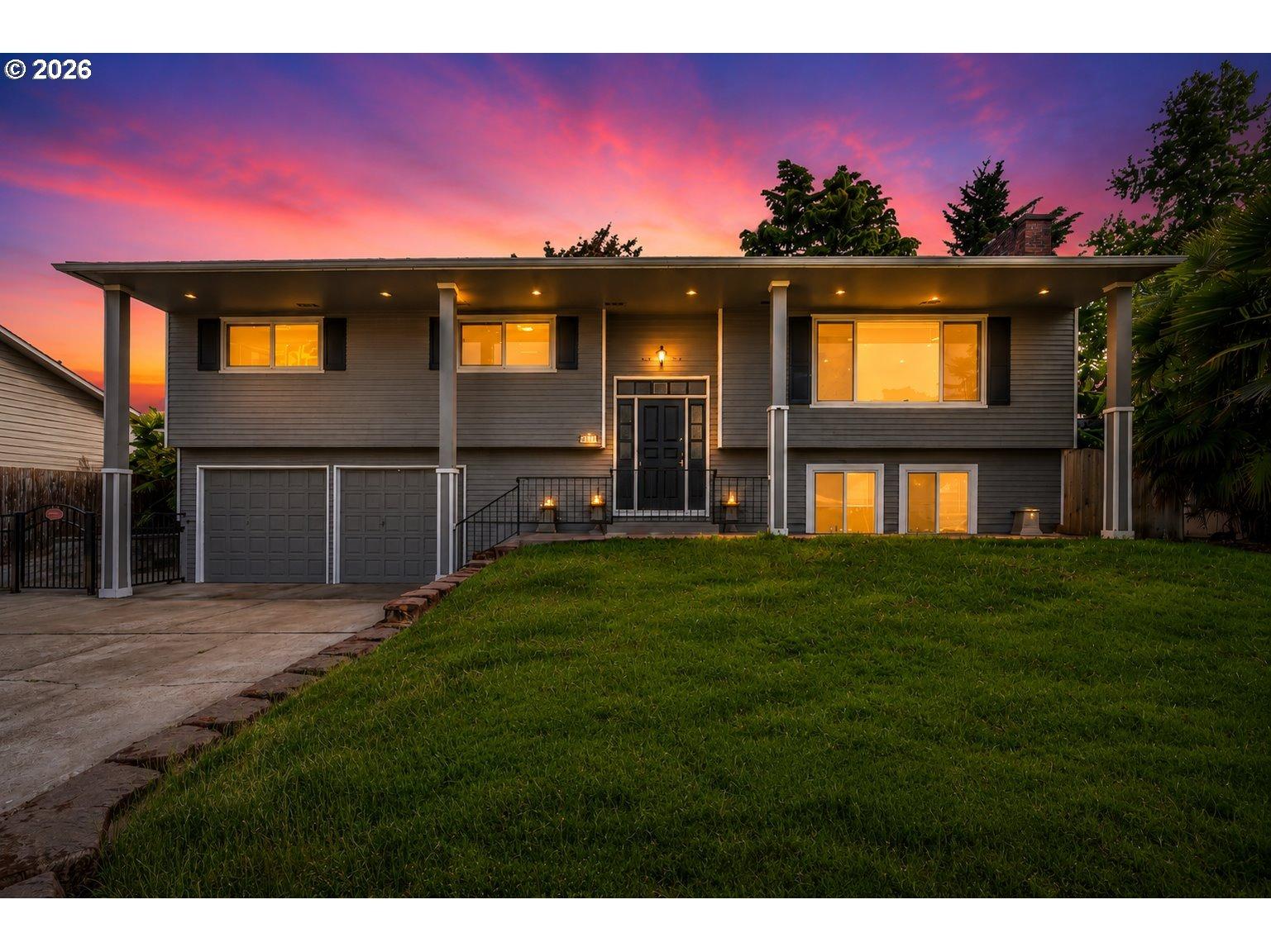 Se Spruce St, Hillsboro, OR 97123