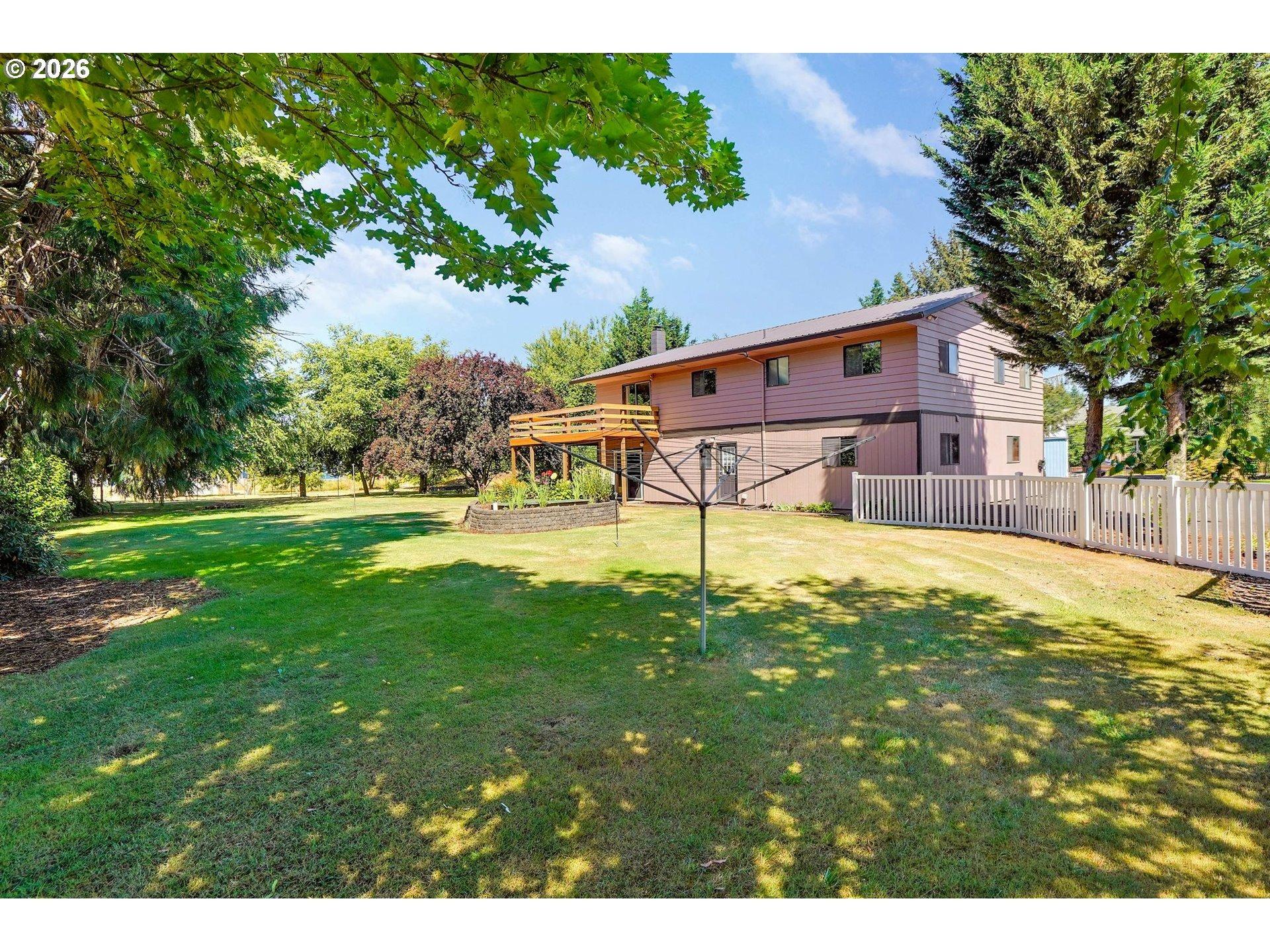 Enclid St Ne, Salem, OR 97305
