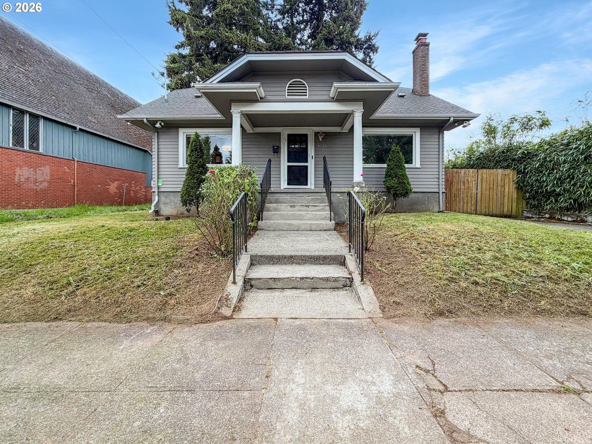 Se Ash St, Portland, OR 97215