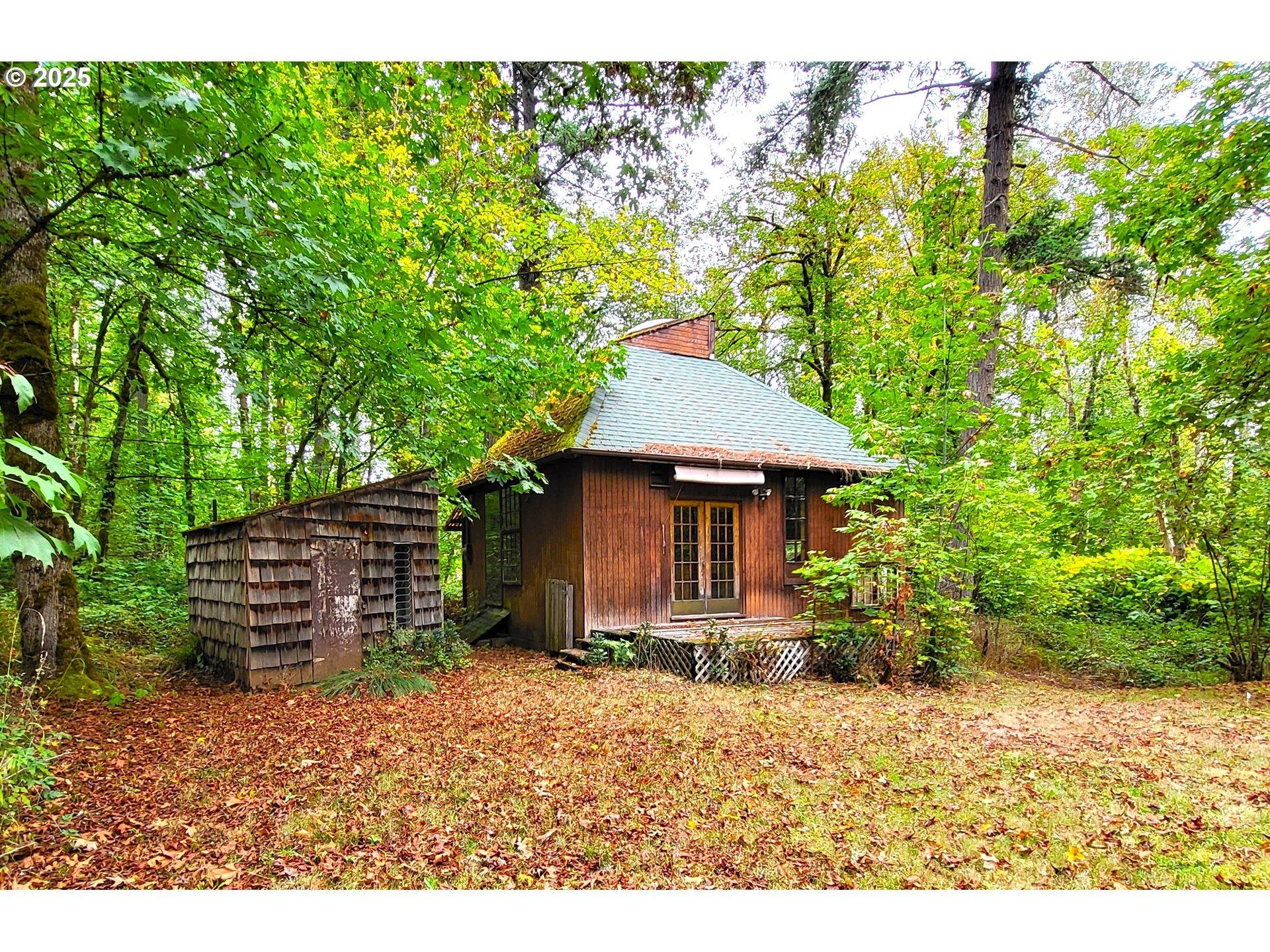 Lost Valley Ln, Dexter, OR 97431
