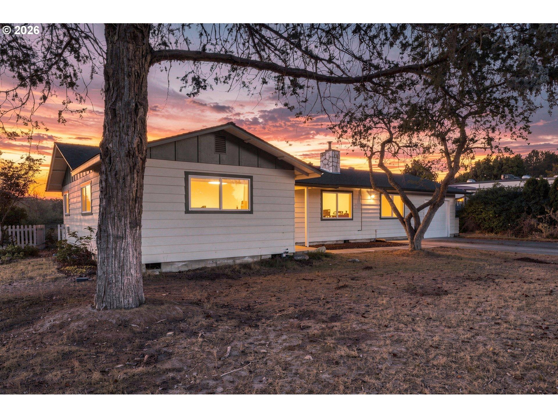 Sw 16th St, Redmond, OR 97756