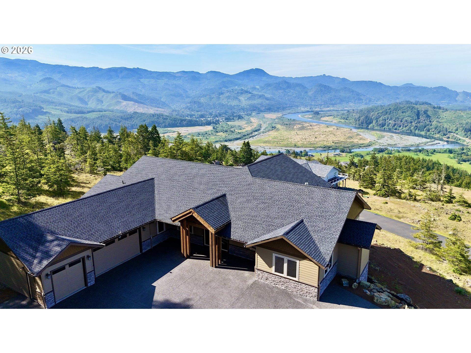 Spirit Ridge Rd, Gold Beach, OR 97444