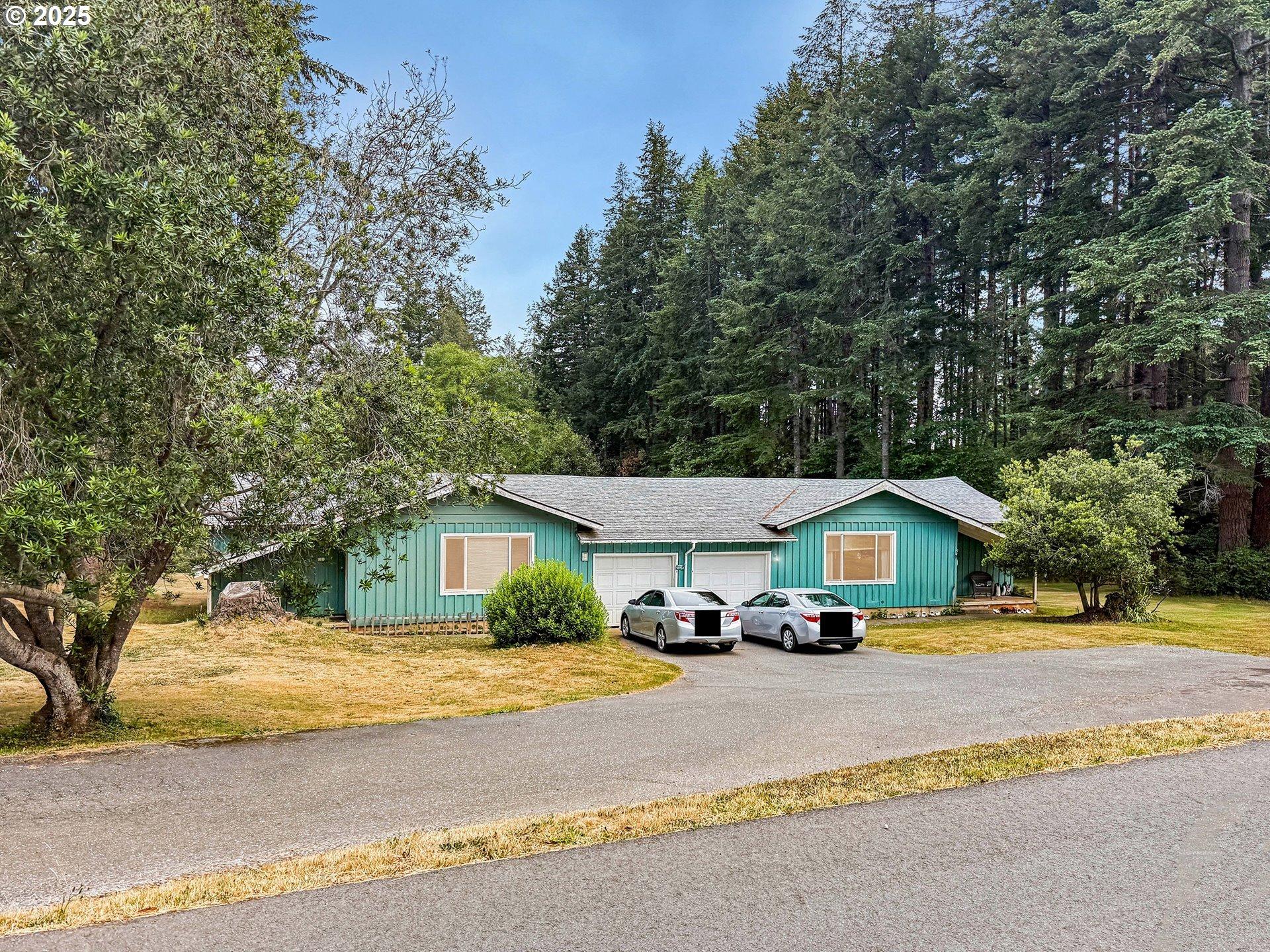 Parkview Dr, Brookings, OR 97415