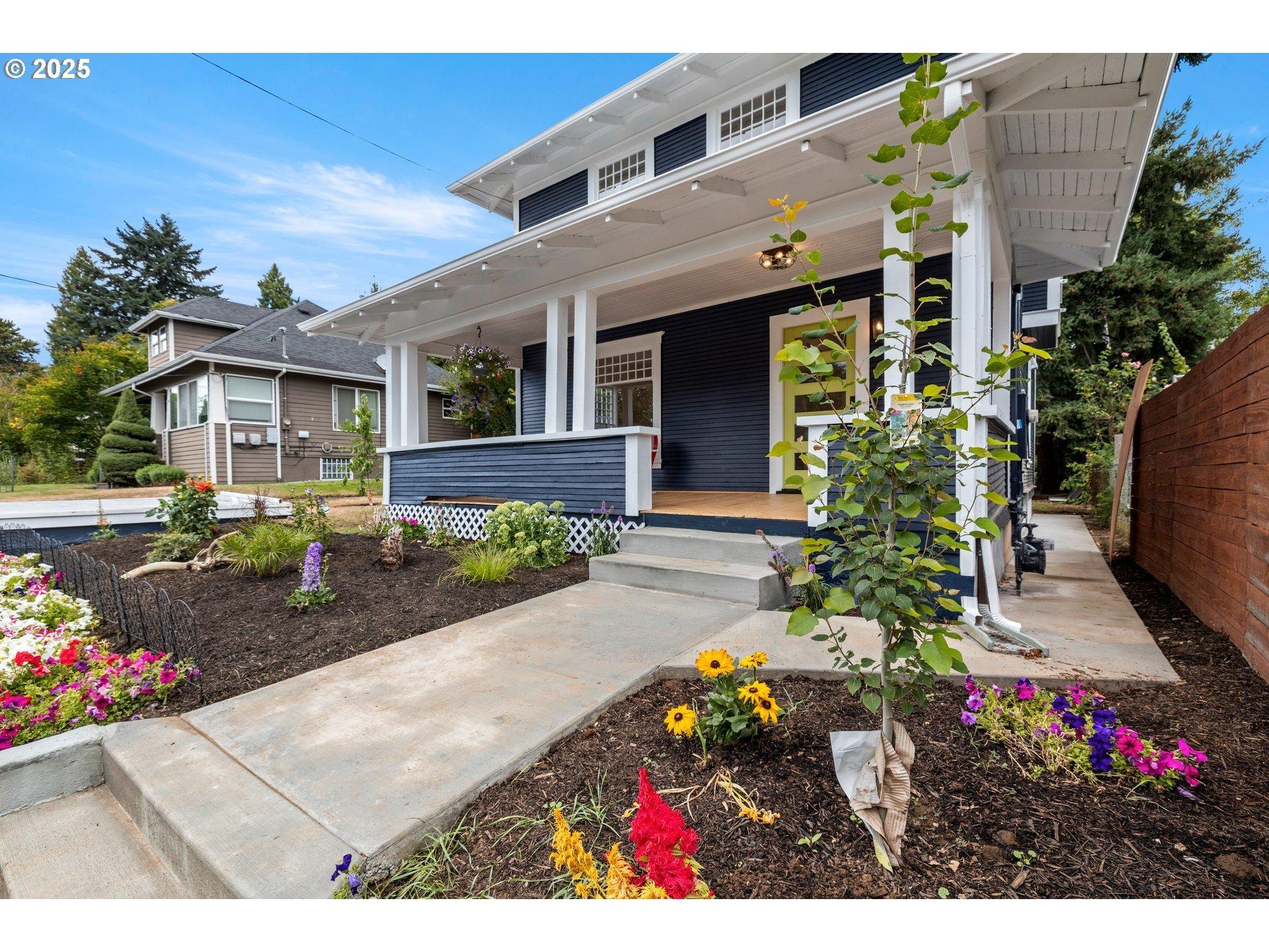 N Sumner St, Portland, OR 97217