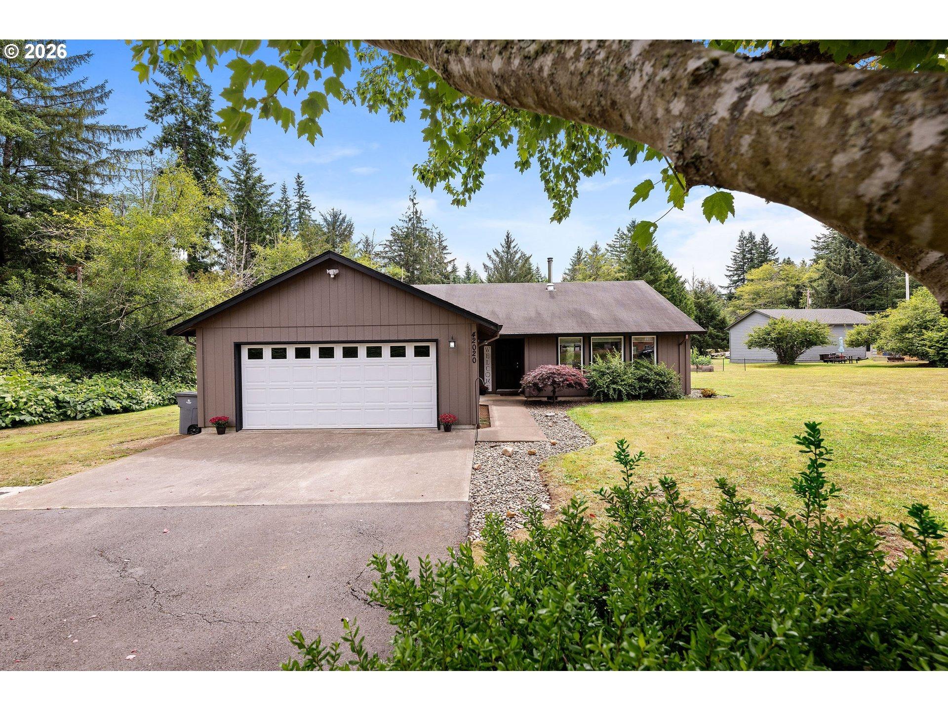 Forest Court Ln, Astoria, OR 97103