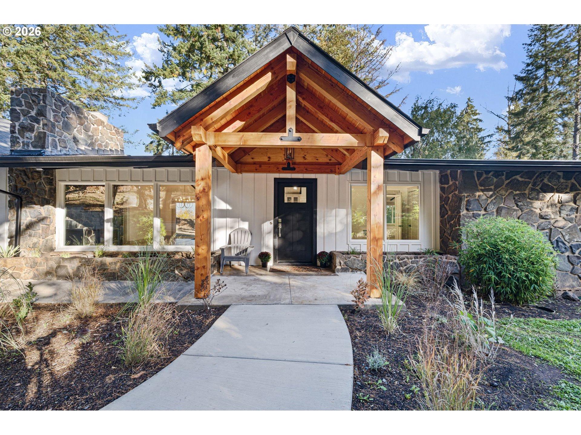Abbott Ln, Cottage Grove, OR 97424