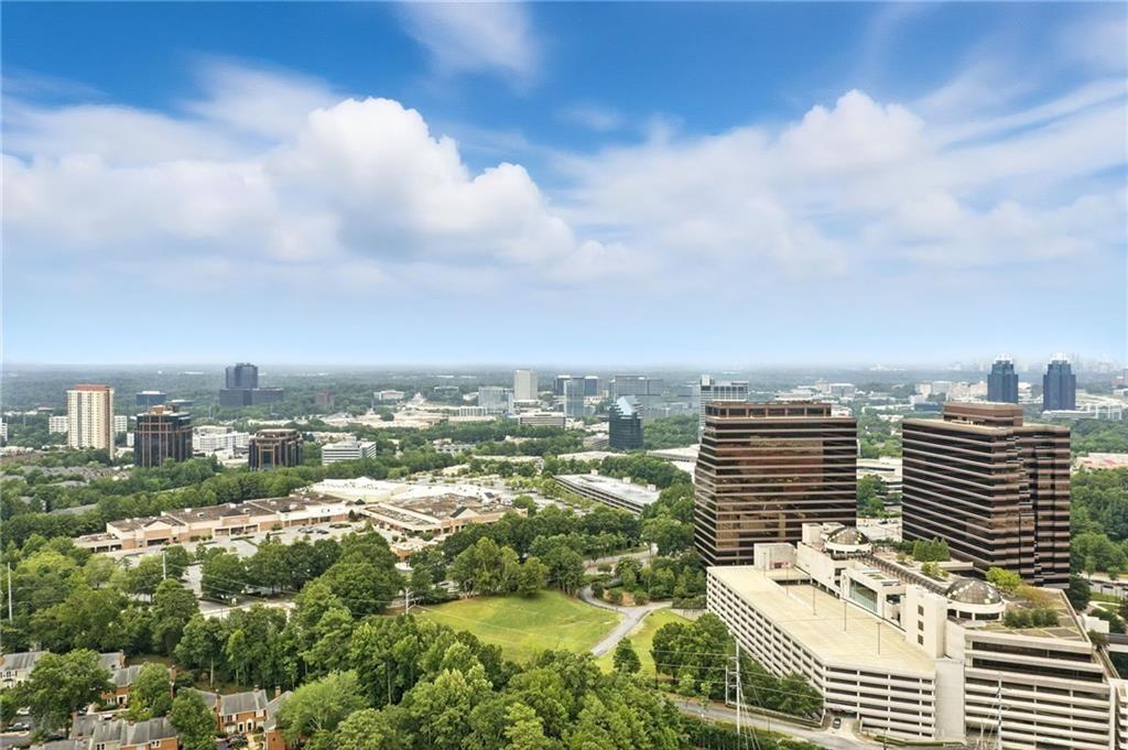 Mount Vernon Cir, Sandy Springs, GA 30338