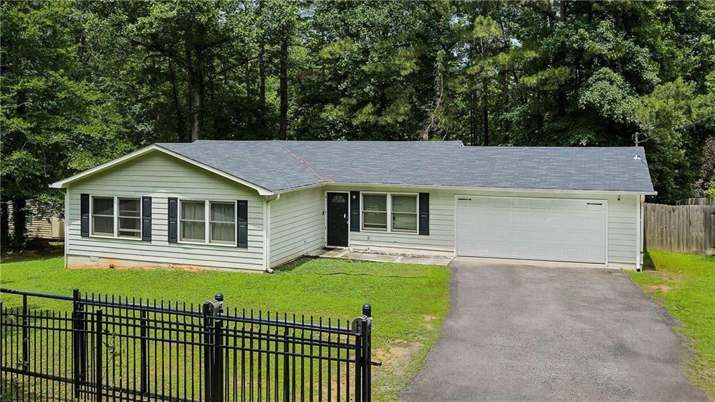 Slate Rd, Ellenwood, GA 30294