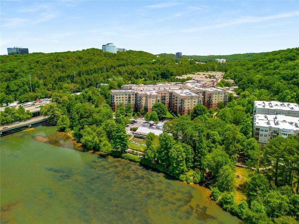 River Vista Dr, Sandy Springs, GA 30339