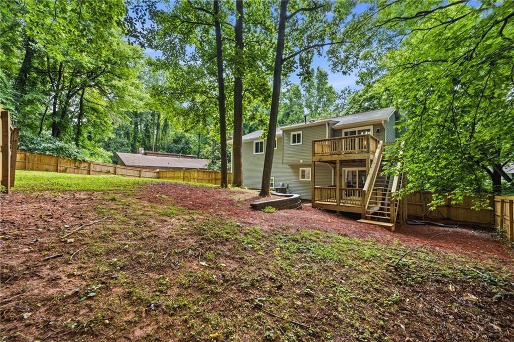 Ridgeside Dr Nw, Acworth, GA 30102